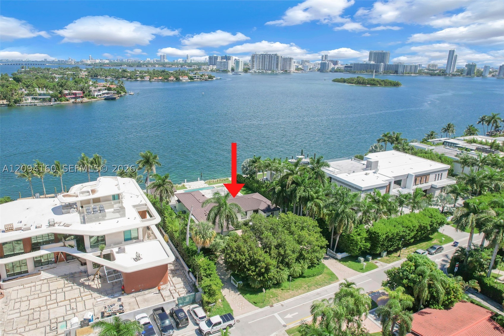 205 N Hibiscus Dr Miami Beach, FL 33139