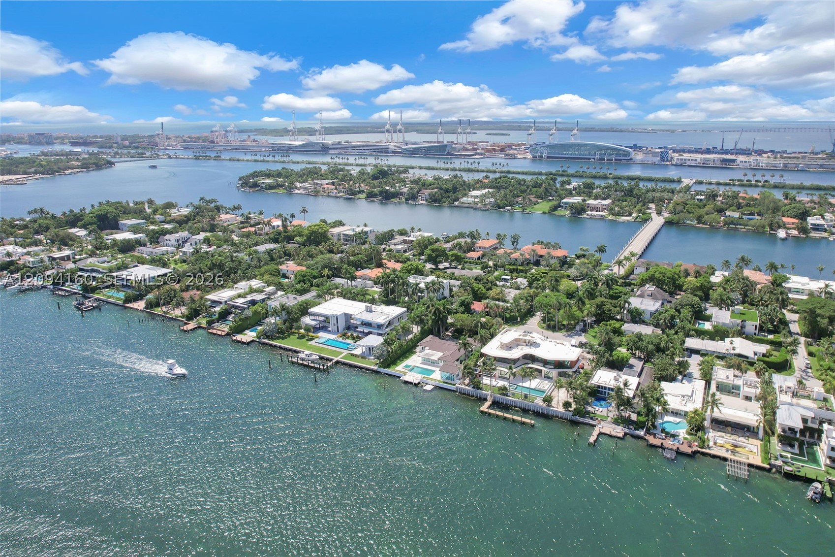 205 N Hibiscus Dr Miami Beach, FL 33139