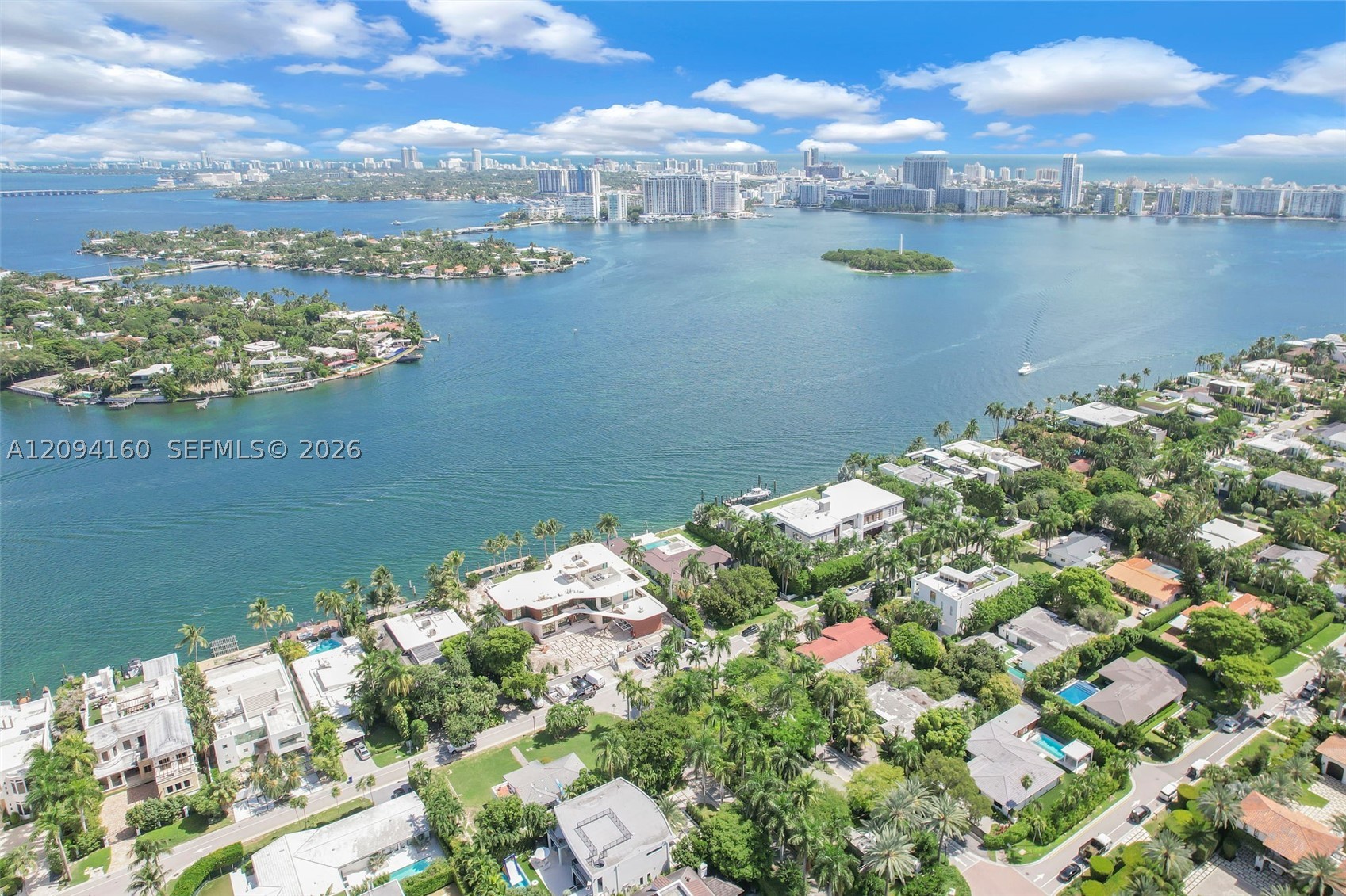 205 N Hibiscus Dr Miami Beach, FL 33139