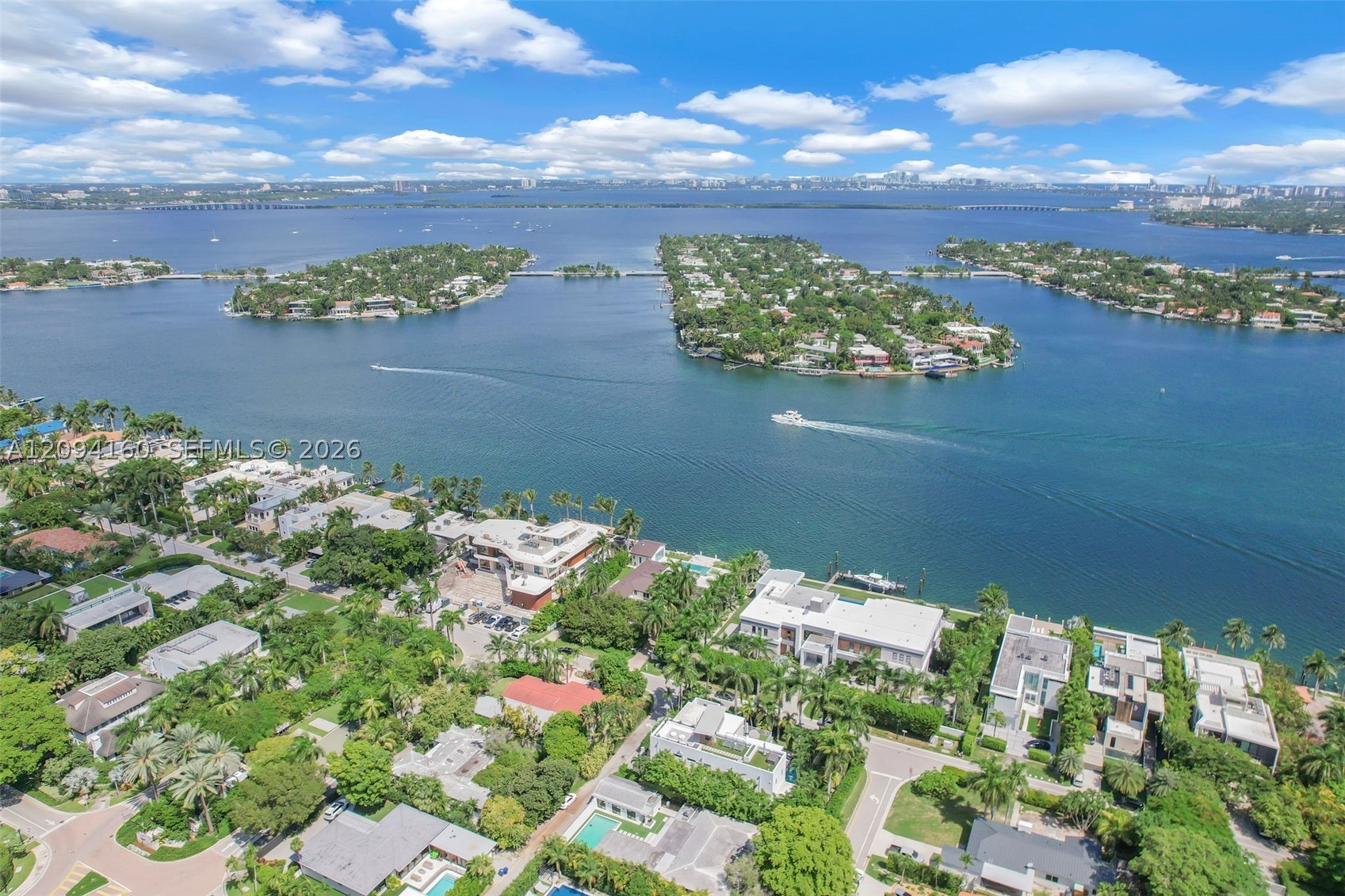 205 N Hibiscus Dr Miami Beach, FL 33139