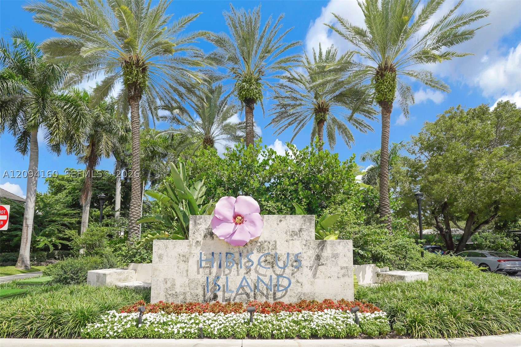 205 N Hibiscus Dr Miami Beach, FL 33139