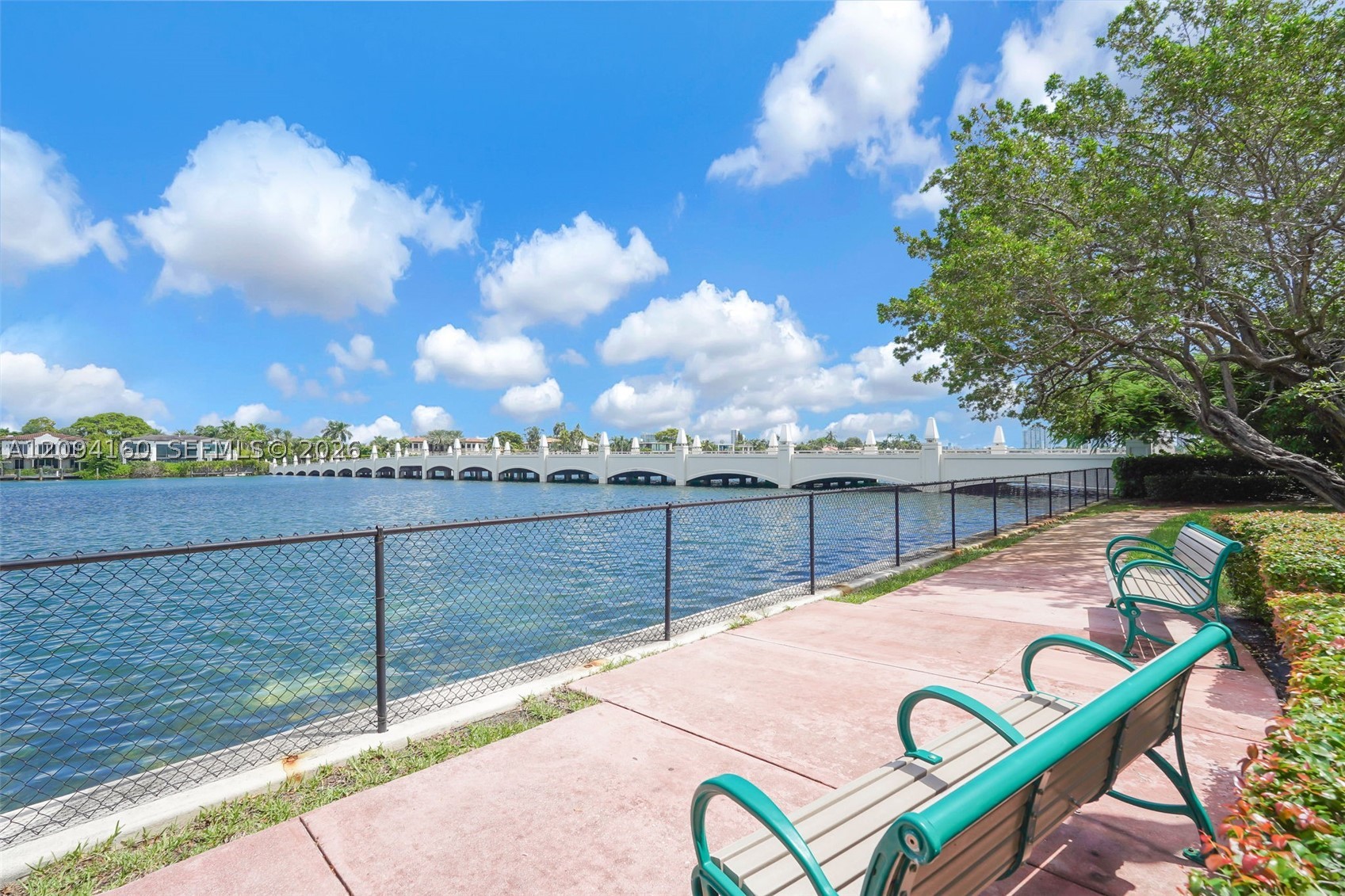 205 N Hibiscus Dr Miami Beach, FL 33139