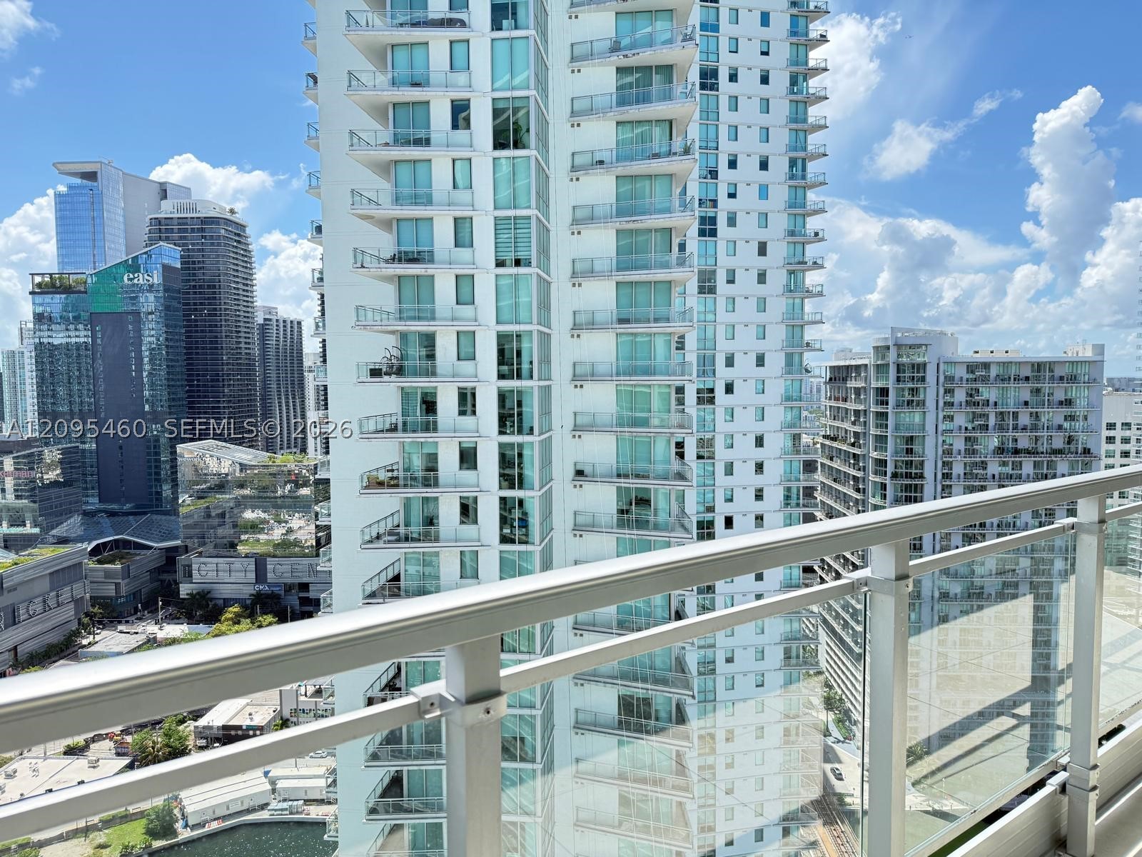 image The Ivy at Riverfront2