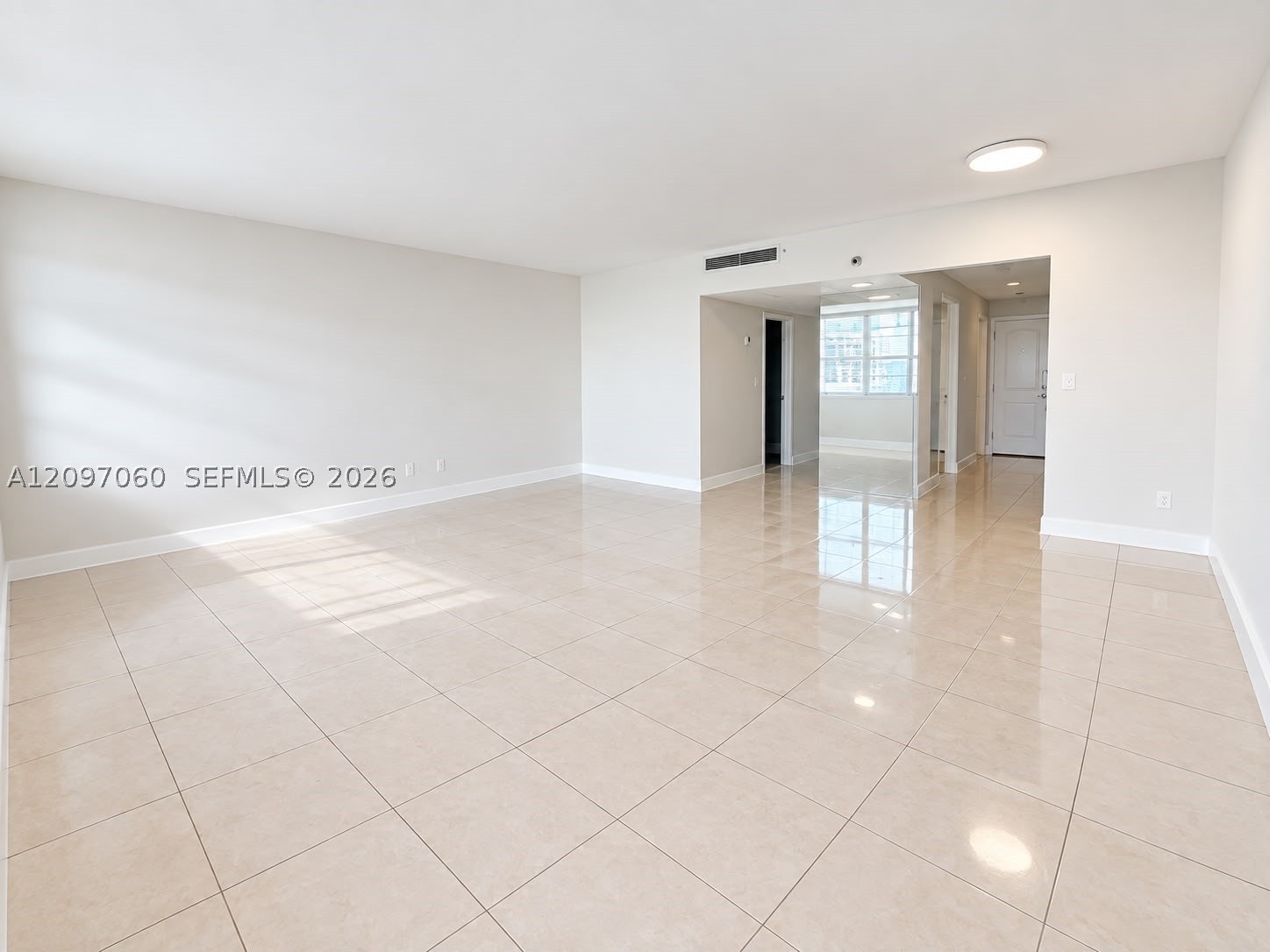 100 Lincoln Rd #1537