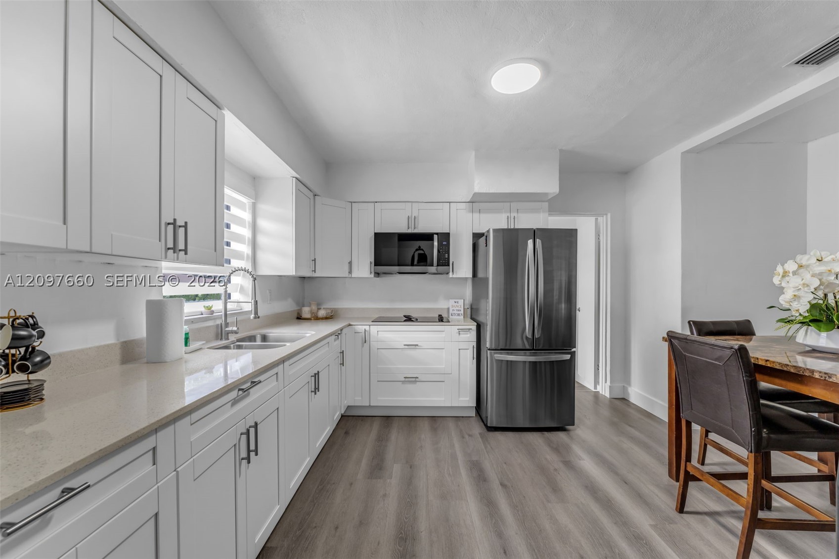 6355 SW 30th St Miami, FL 33155