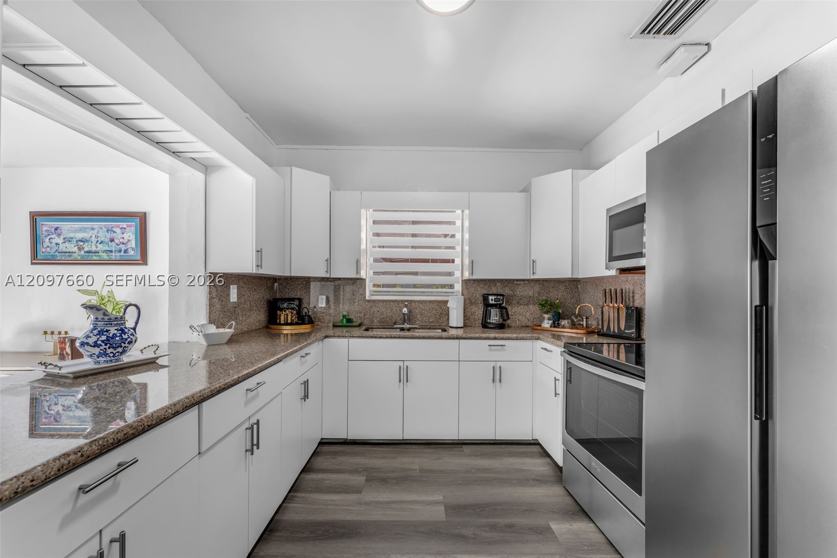 6355 SW 30th St Miami, FL 33155
