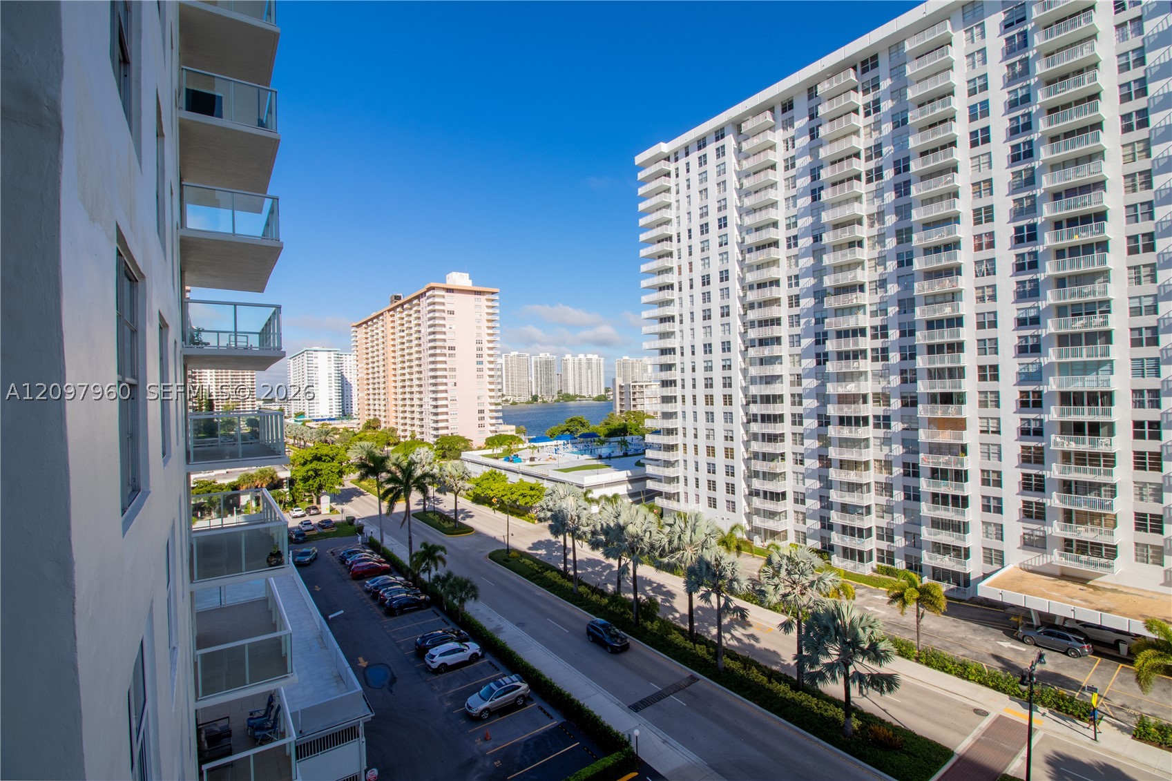 image Winston Towers 30030