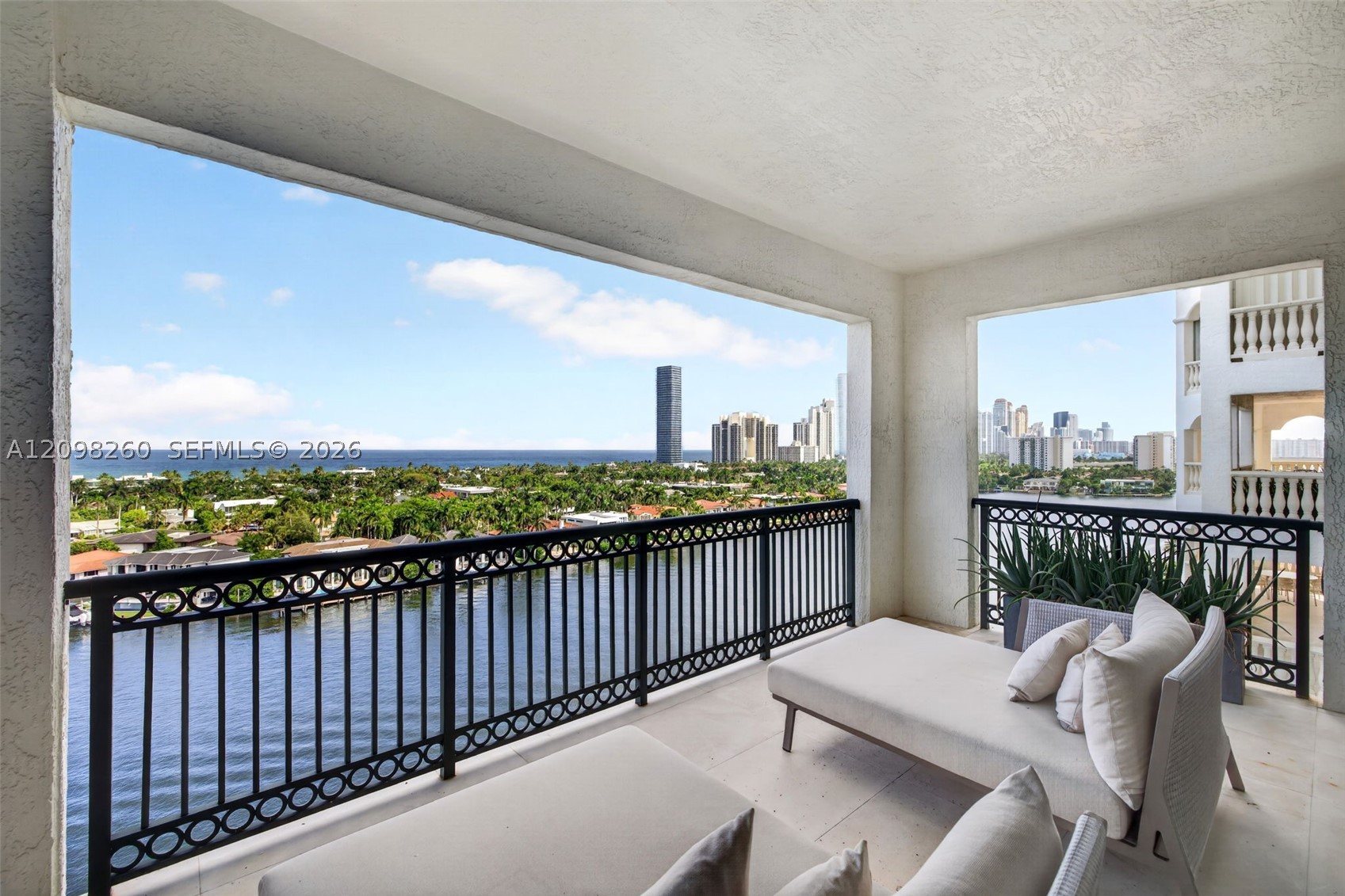 20165 NE 39th Pl #1103/1104 Aventura, FL 33180