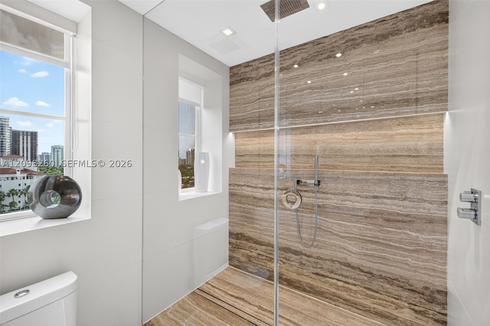 20165 NE 39th Pl #1103/1104 Aventura, FL 33180