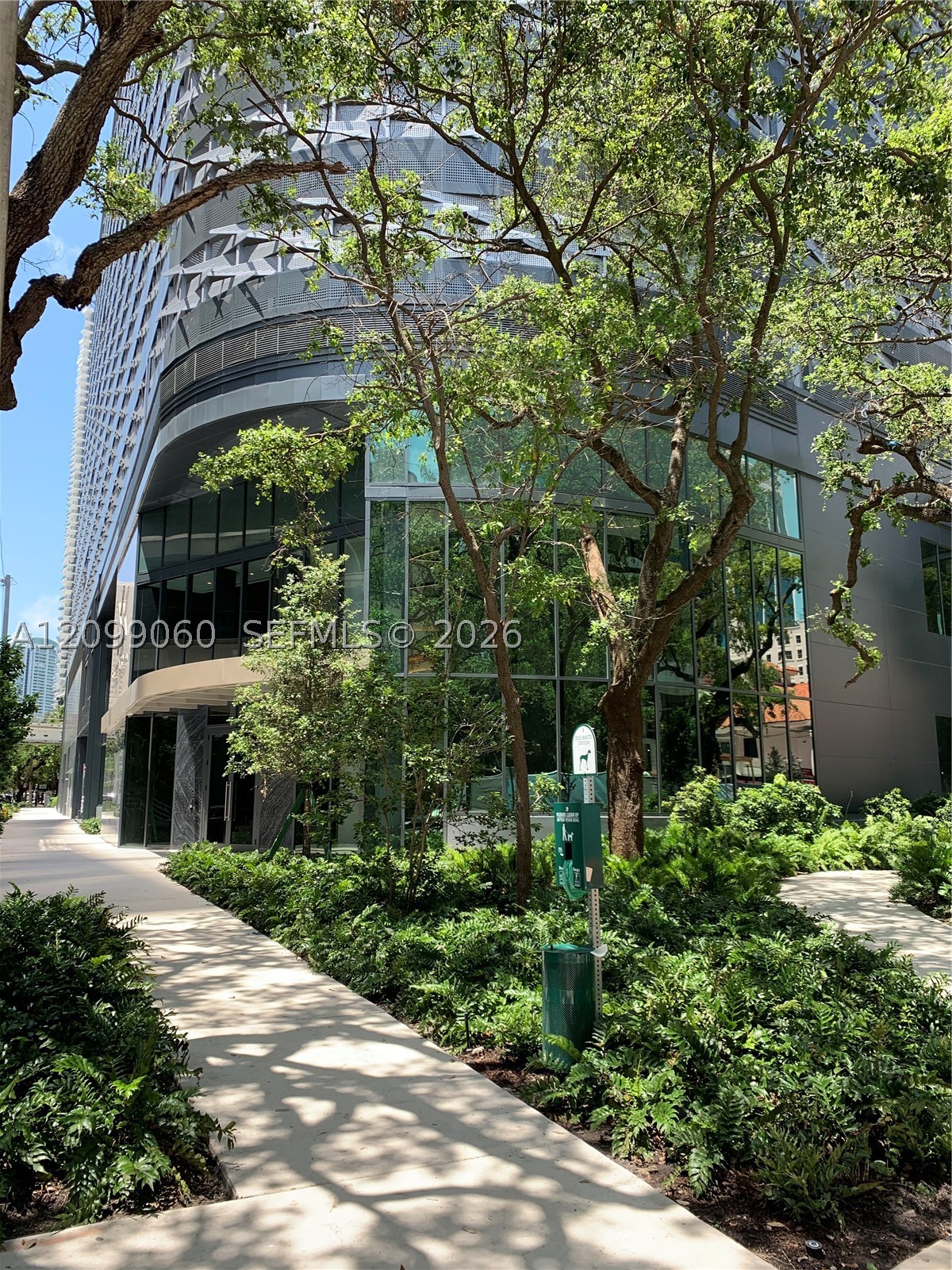 image Brickell Flatiron20