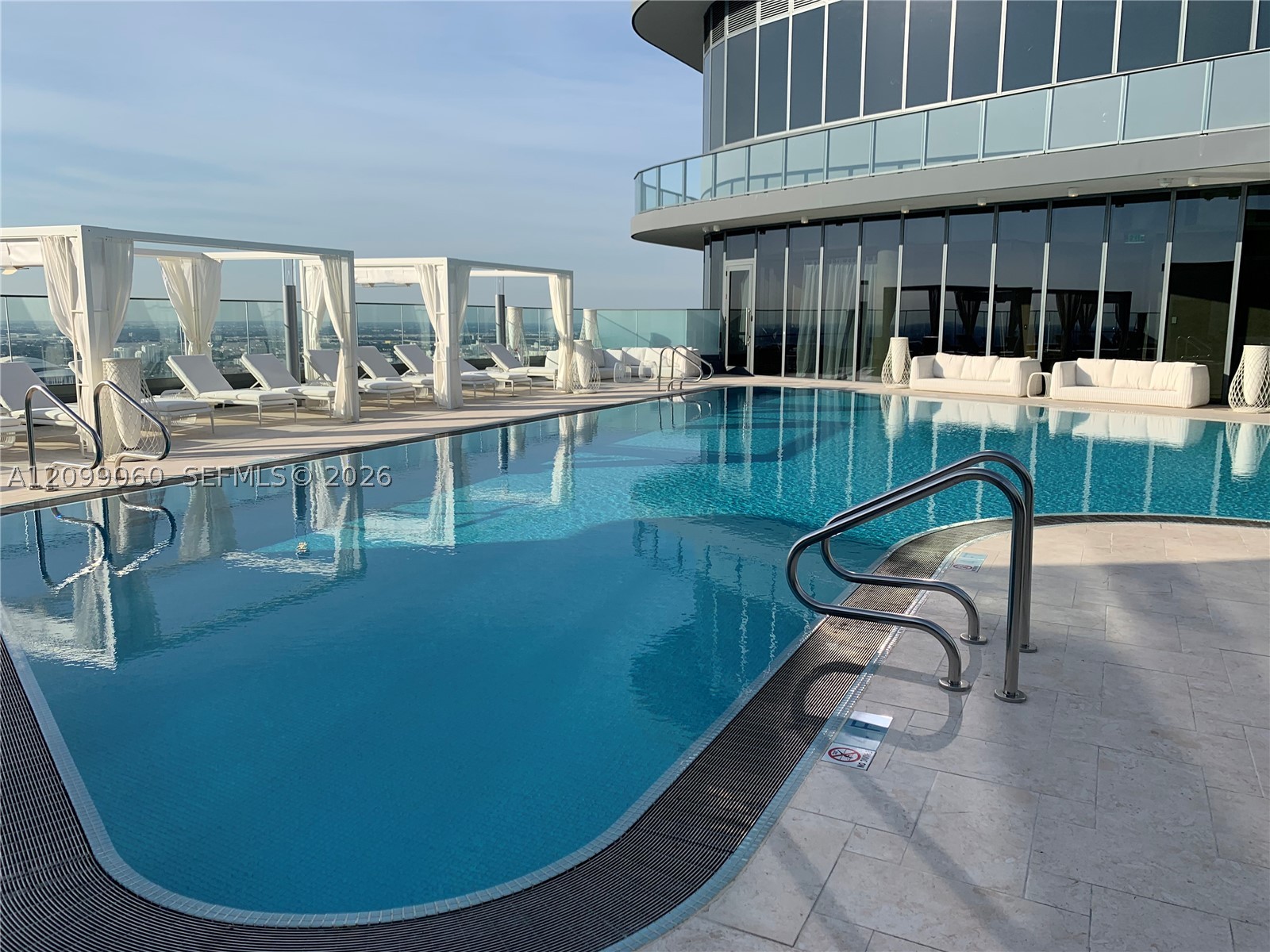 image Brickell Flatiron26