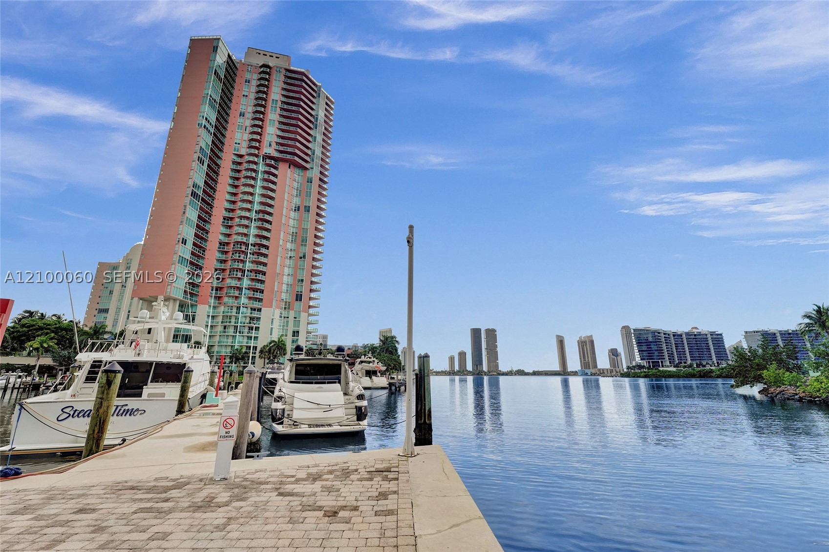 image Aventura Marina 230