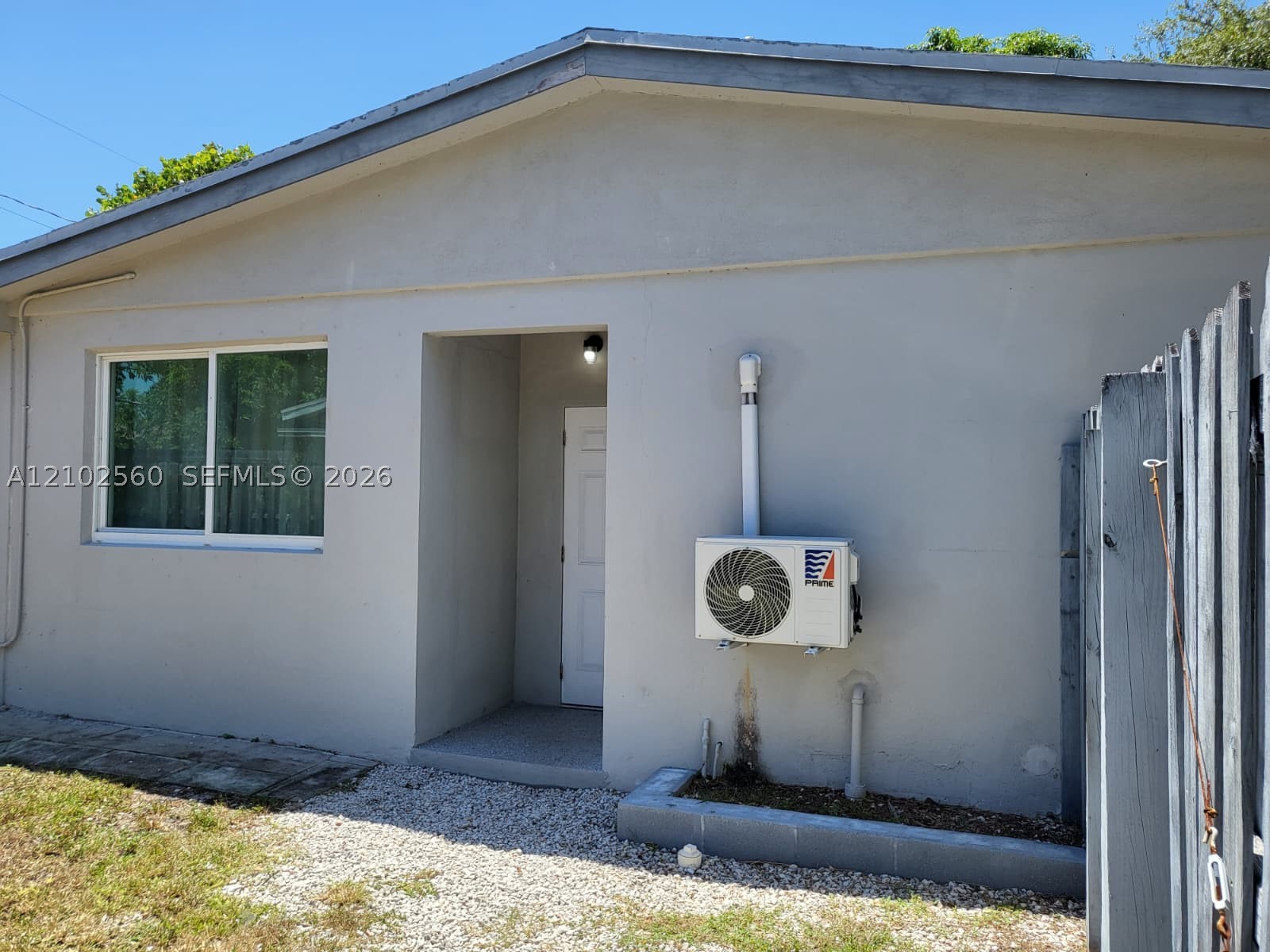 3700 NE 13th Ter Pompano Beach, FL 33064