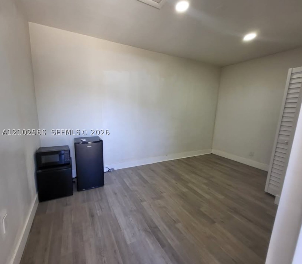 3700 NE 13th Ter Pompano Beach, FL 33064