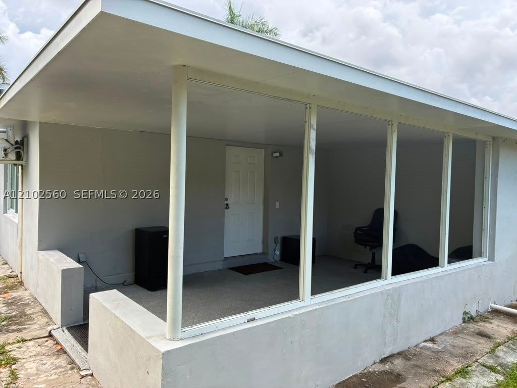 3700 NE 13th Ter Pompano Beach, FL 33064