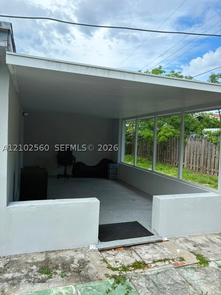 3700 NE 13th Ter Pompano Beach, FL 33064