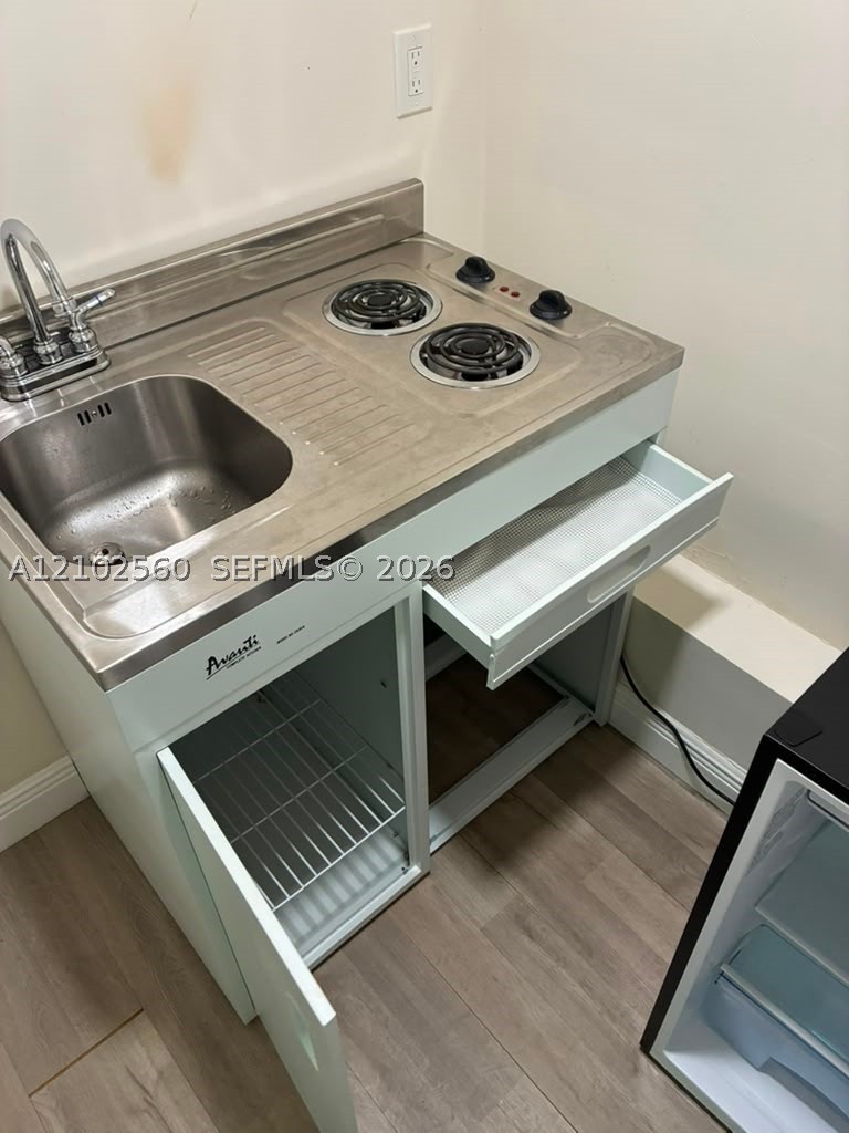 3700 NE 13th Ter Pompano Beach, FL 33064