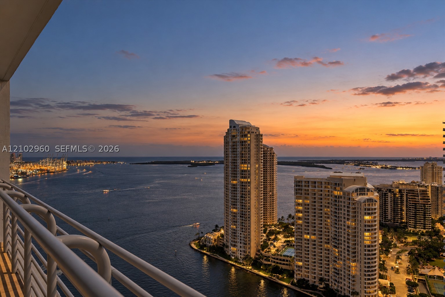 325 S Biscayne Blvd #3921