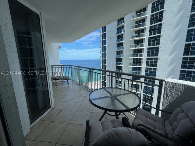 17375 Collins Ave #1505
