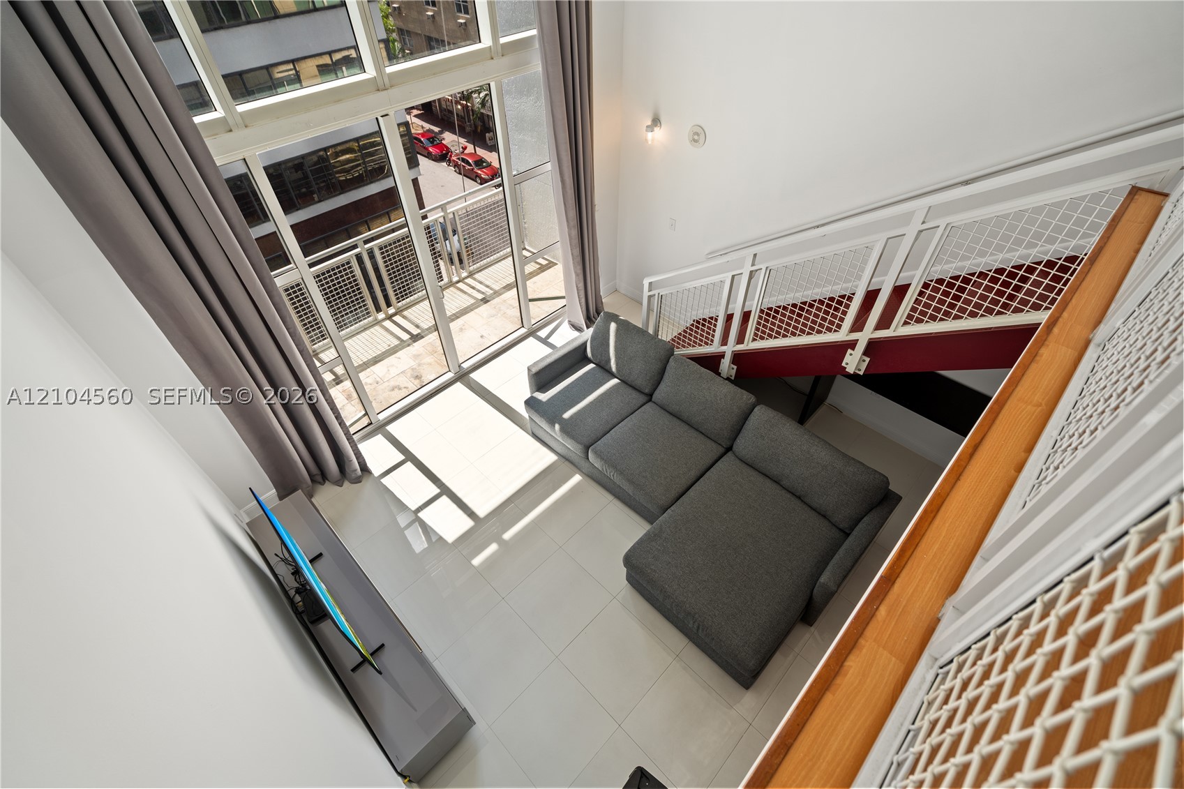 image Vizcayne South18