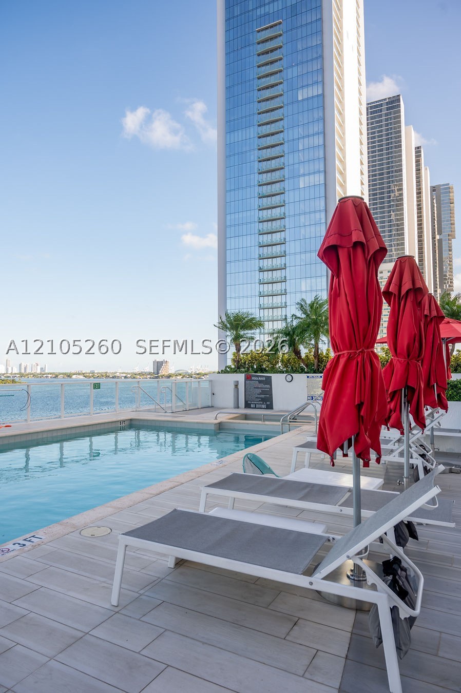 image The Crimson Condo13