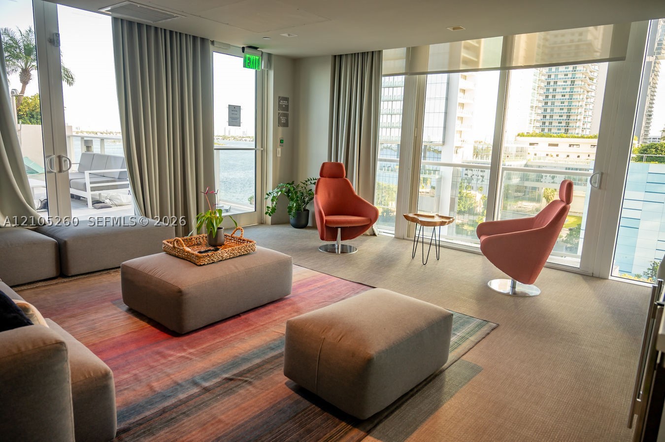 image The Crimson Condo19