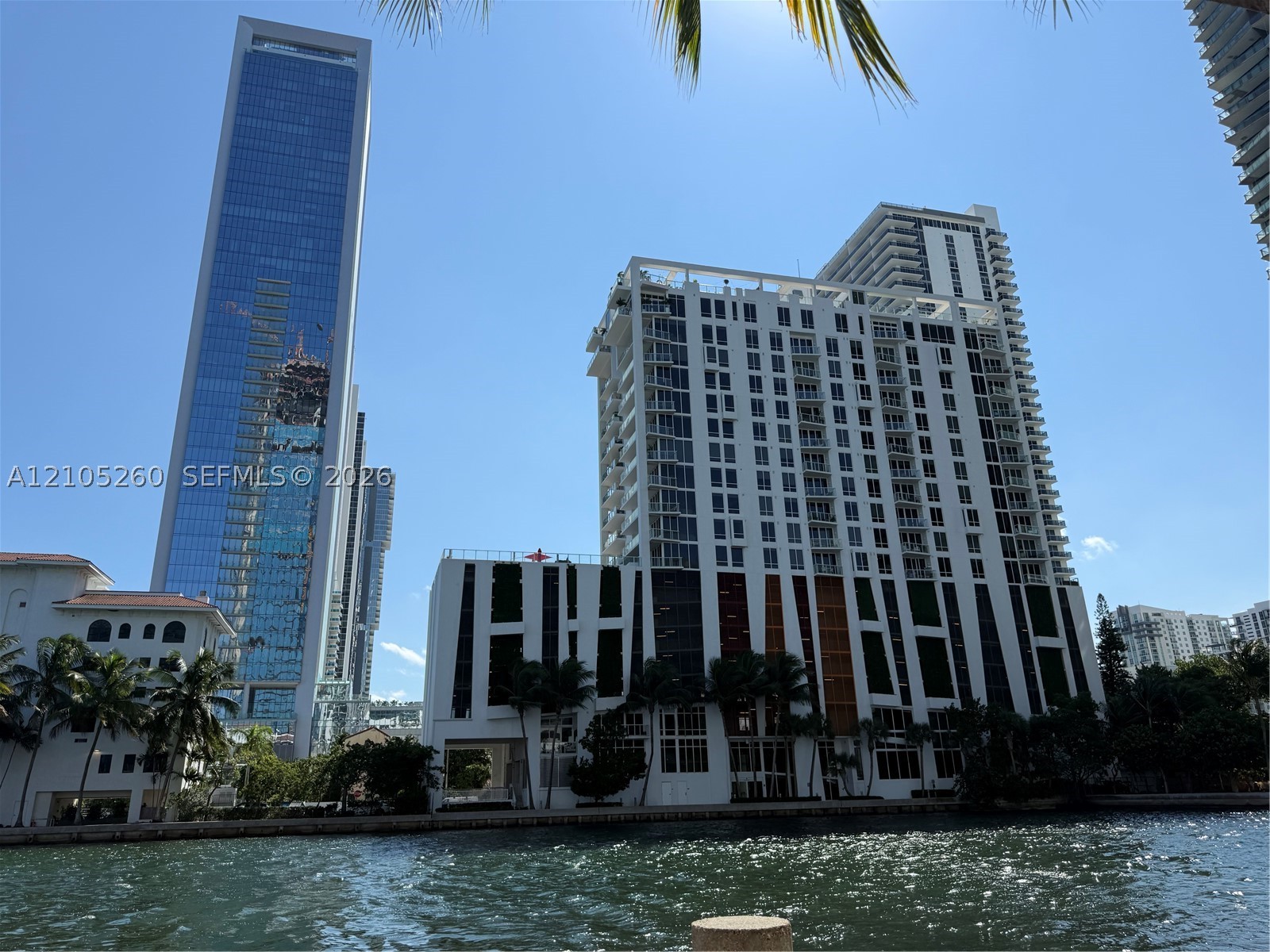 image The Crimson Condo32