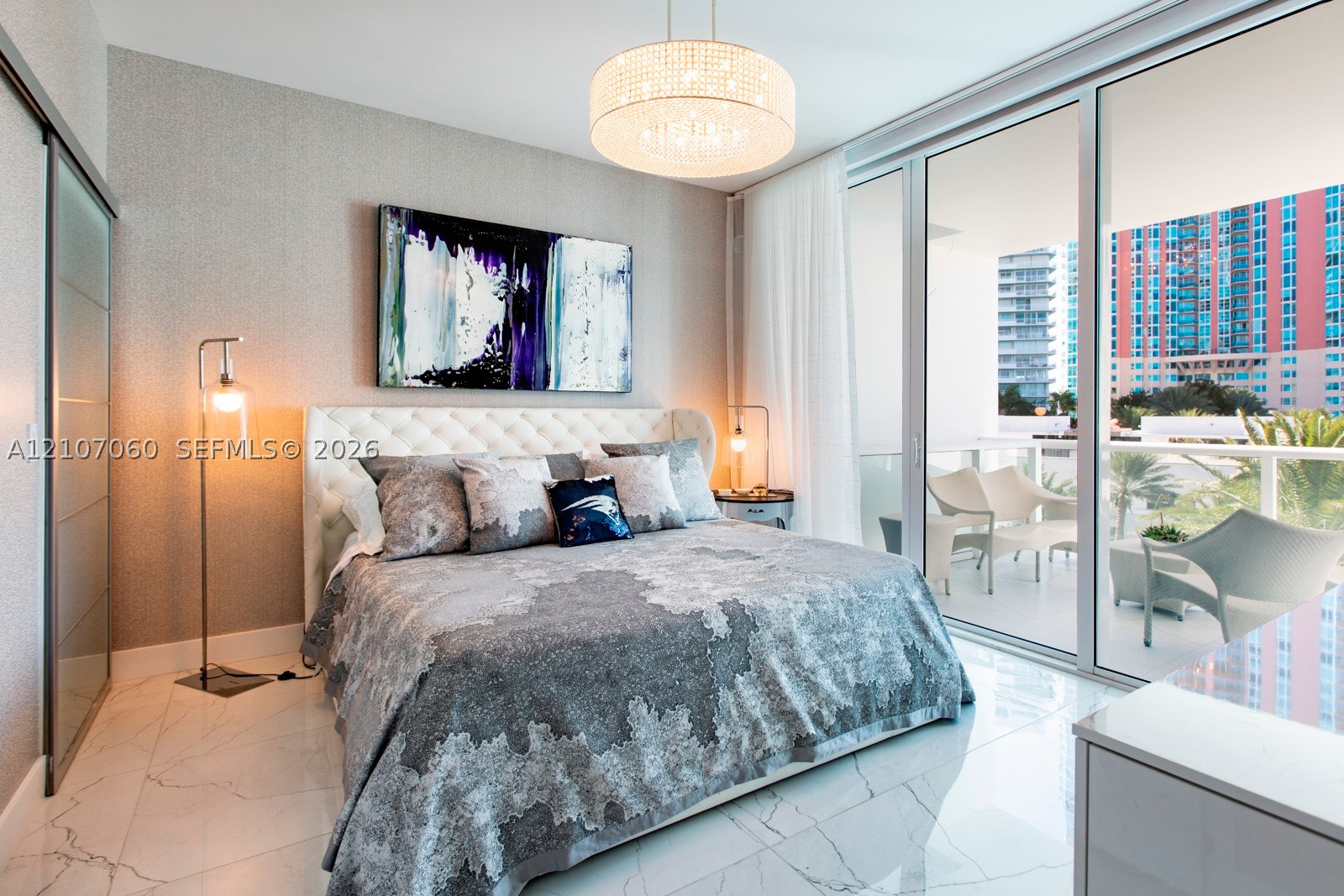 image Continuum South Beach North Tower10
