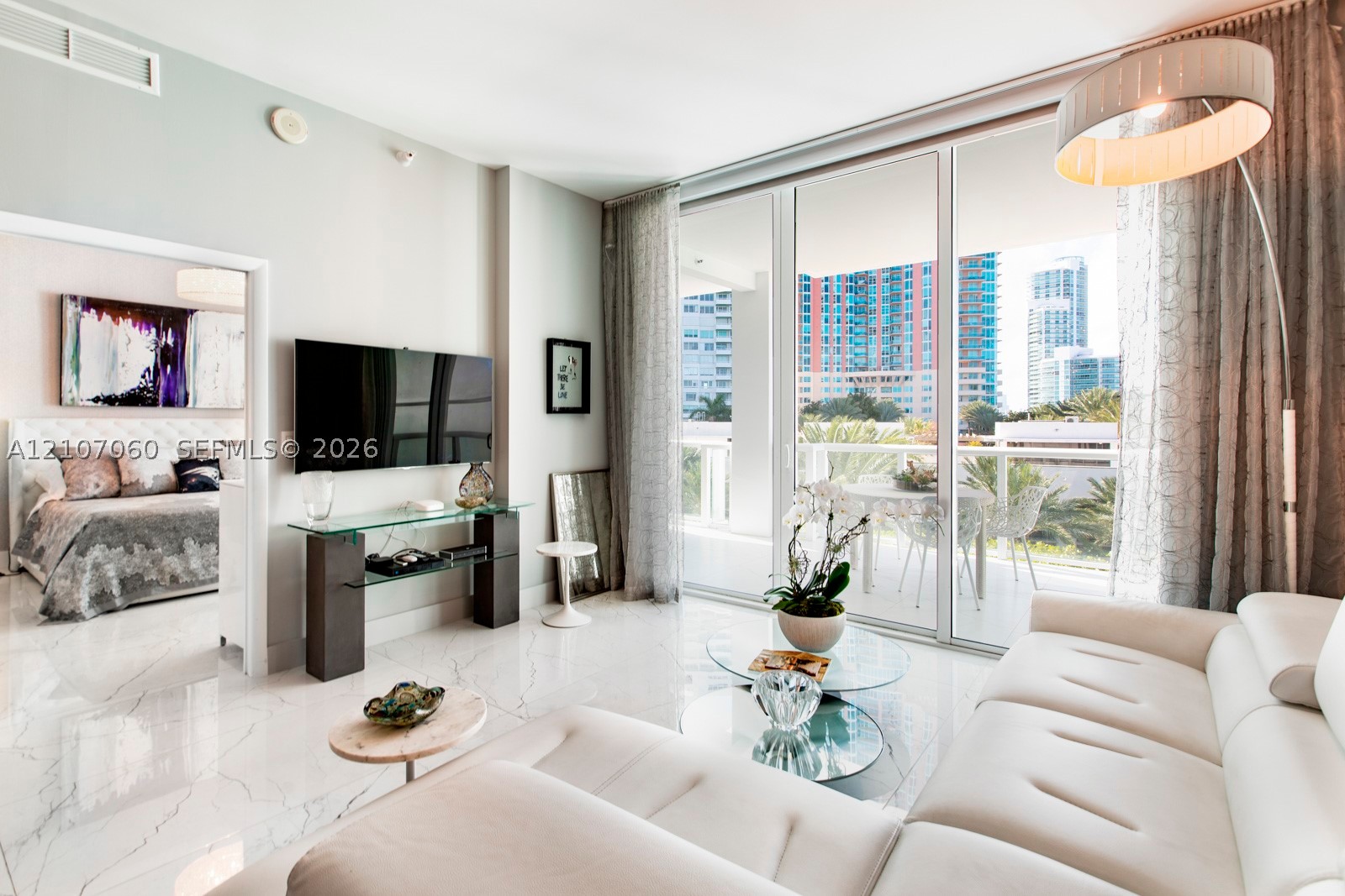 image Continuum South Beach North Tower2