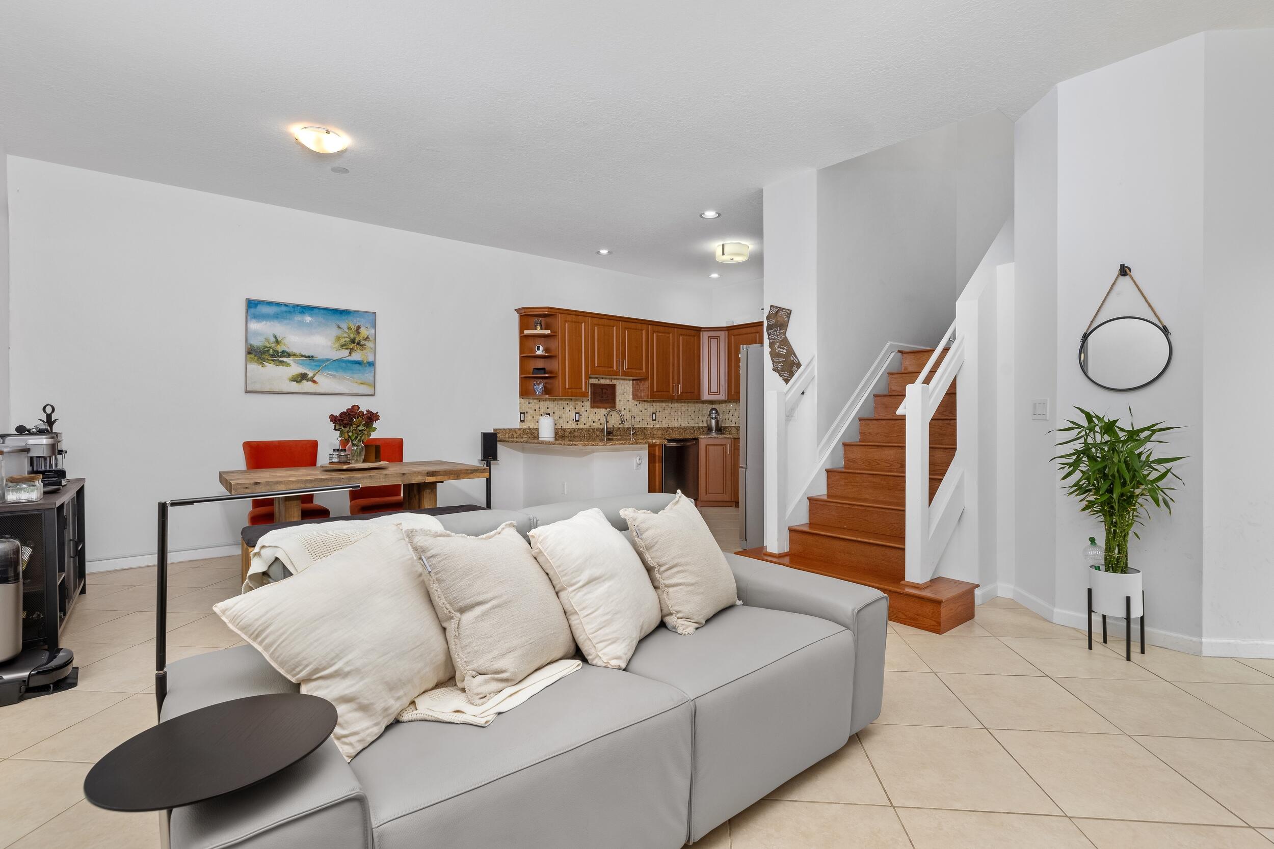 1222 NE 18th #1 Fort Lauderdale, FL 33304