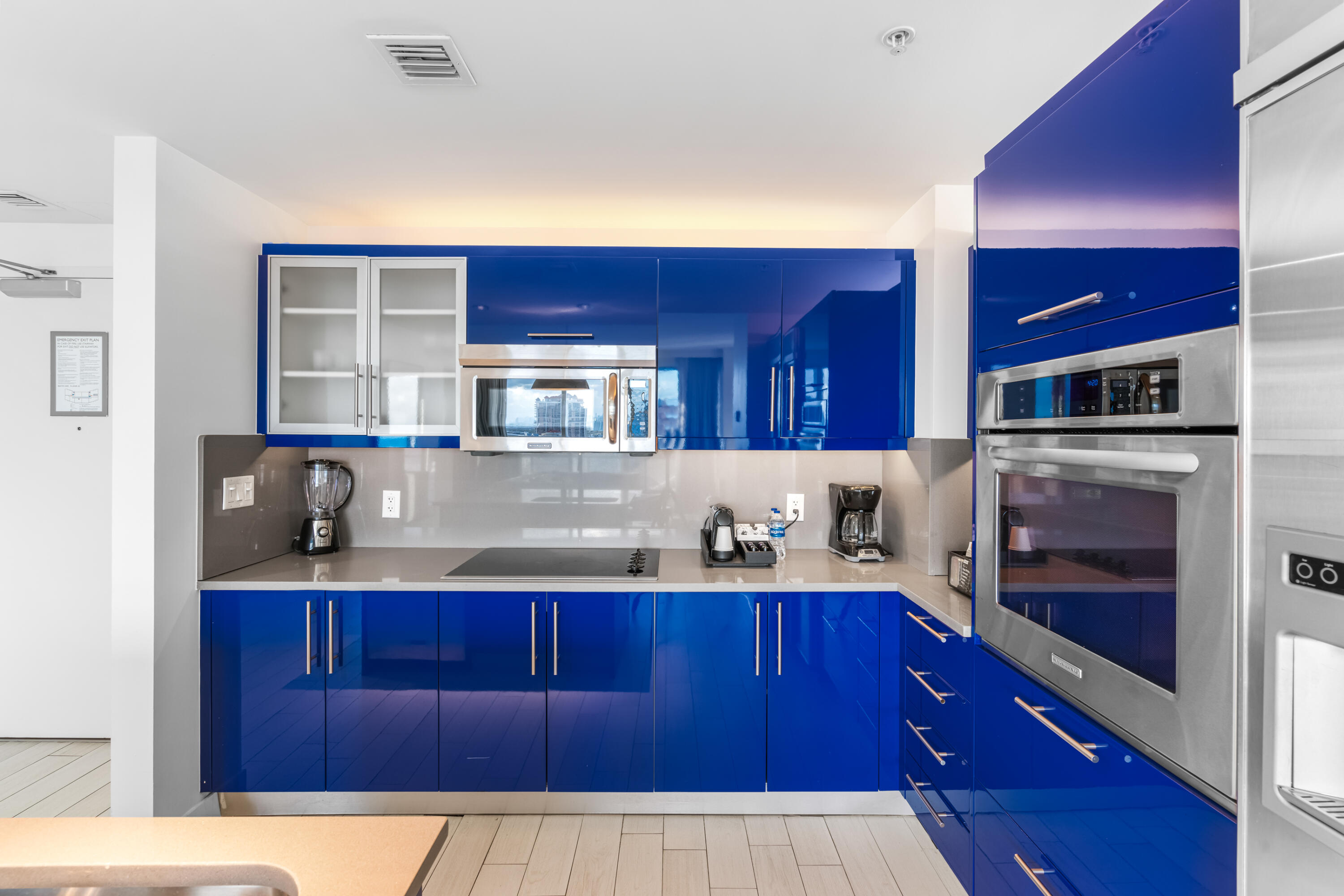 3101 Bayshore #2105 Fort Lauderdale, FL 33304