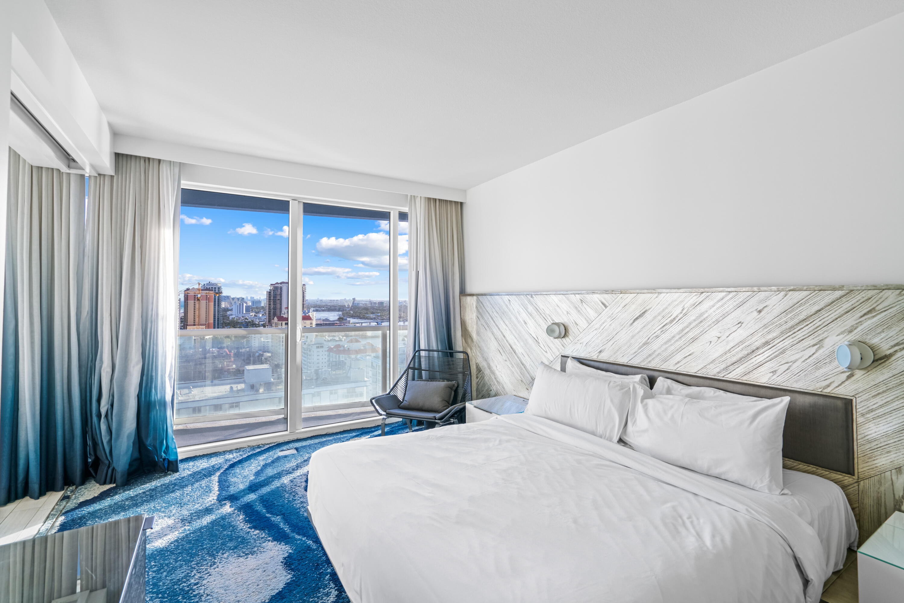 3101 Bayshore #2105 Fort Lauderdale, FL 33304