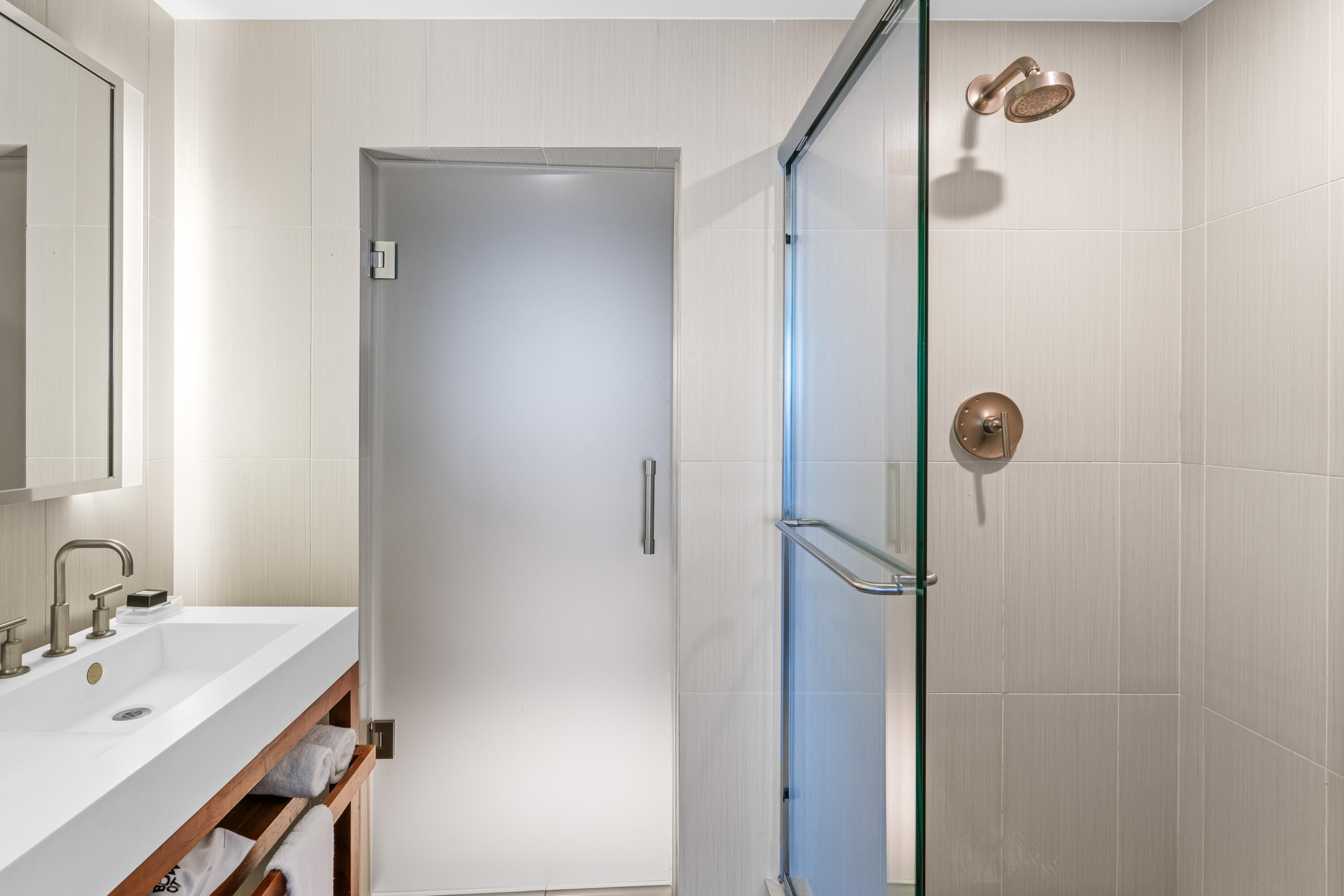 3101 Bayshore #2105 Fort Lauderdale, FL 33304