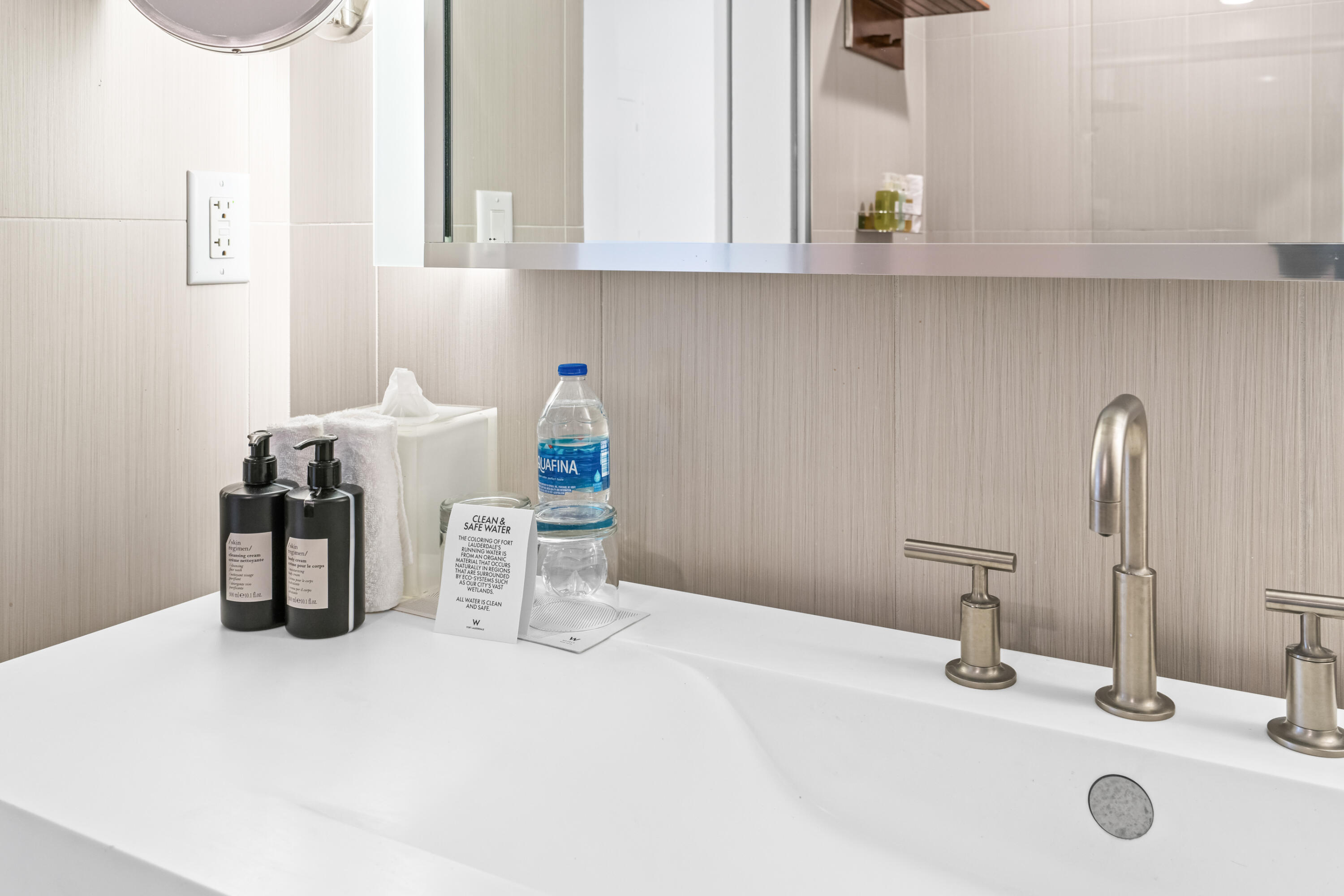 3101 Bayshore #2105 Fort Lauderdale, FL 33304