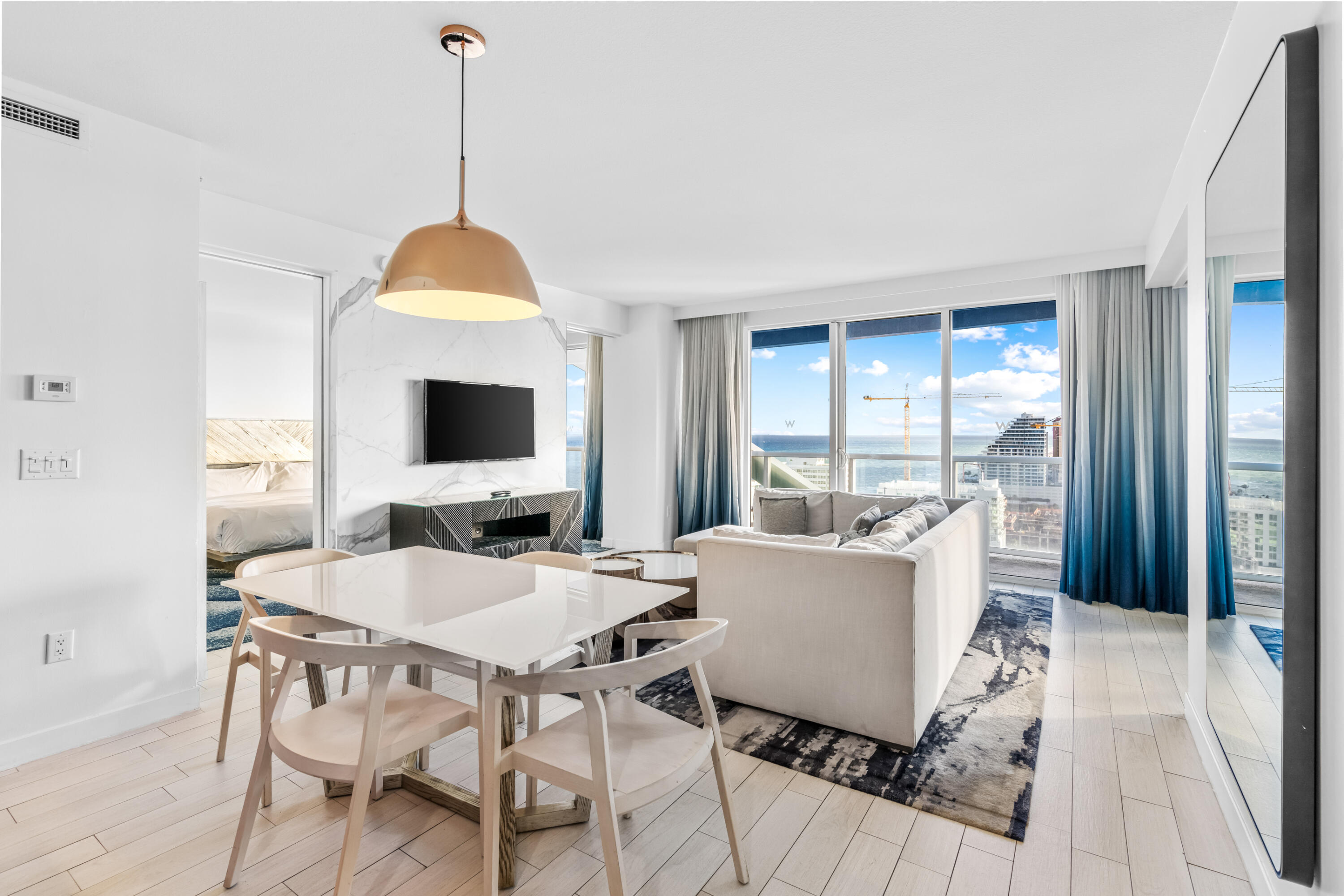 3101 Bayshore #2105 Fort Lauderdale, FL 33304