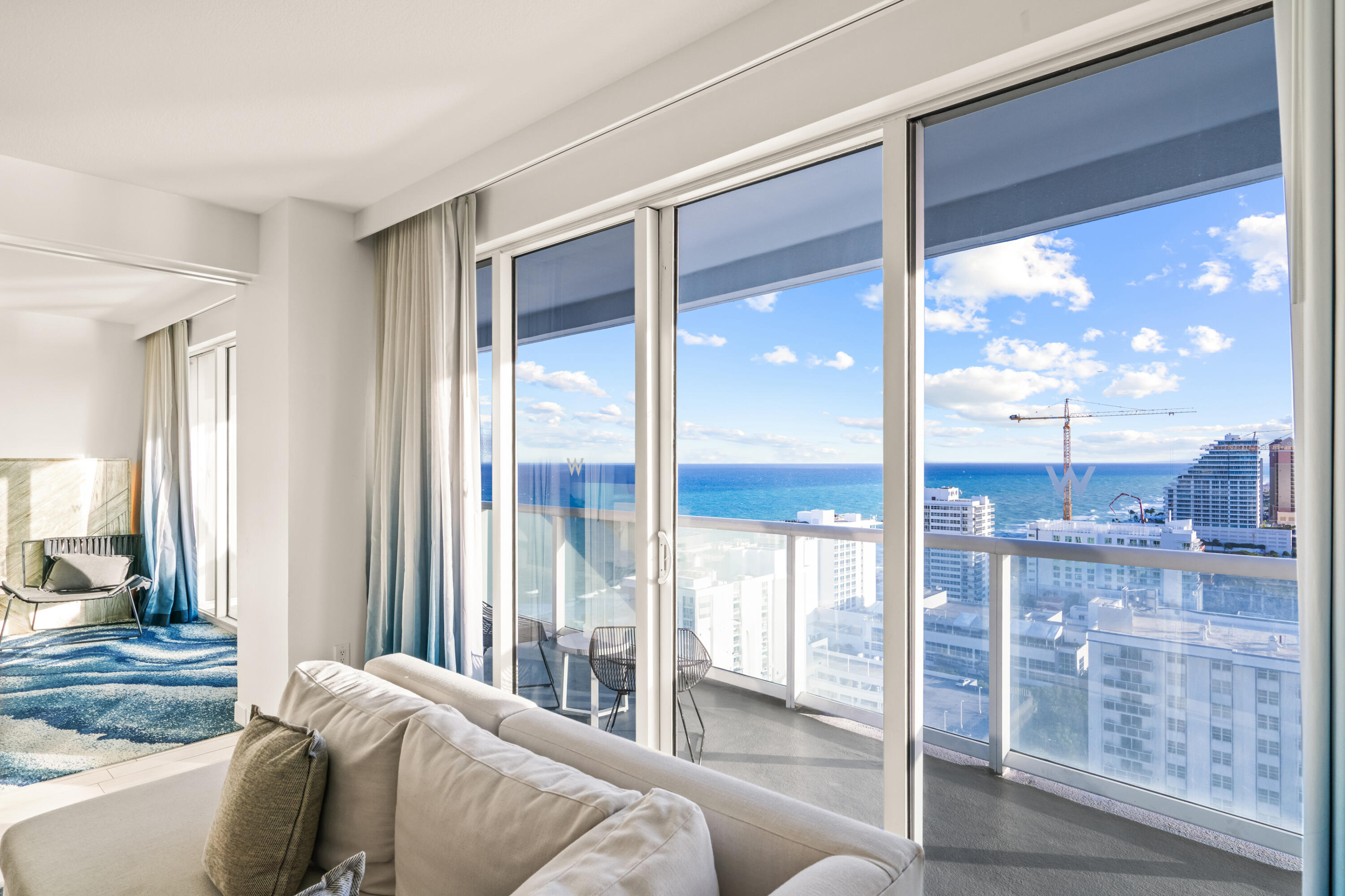 3101 Bayshore #2105 Fort Lauderdale, FL 33304