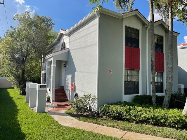 12066 NW 11th