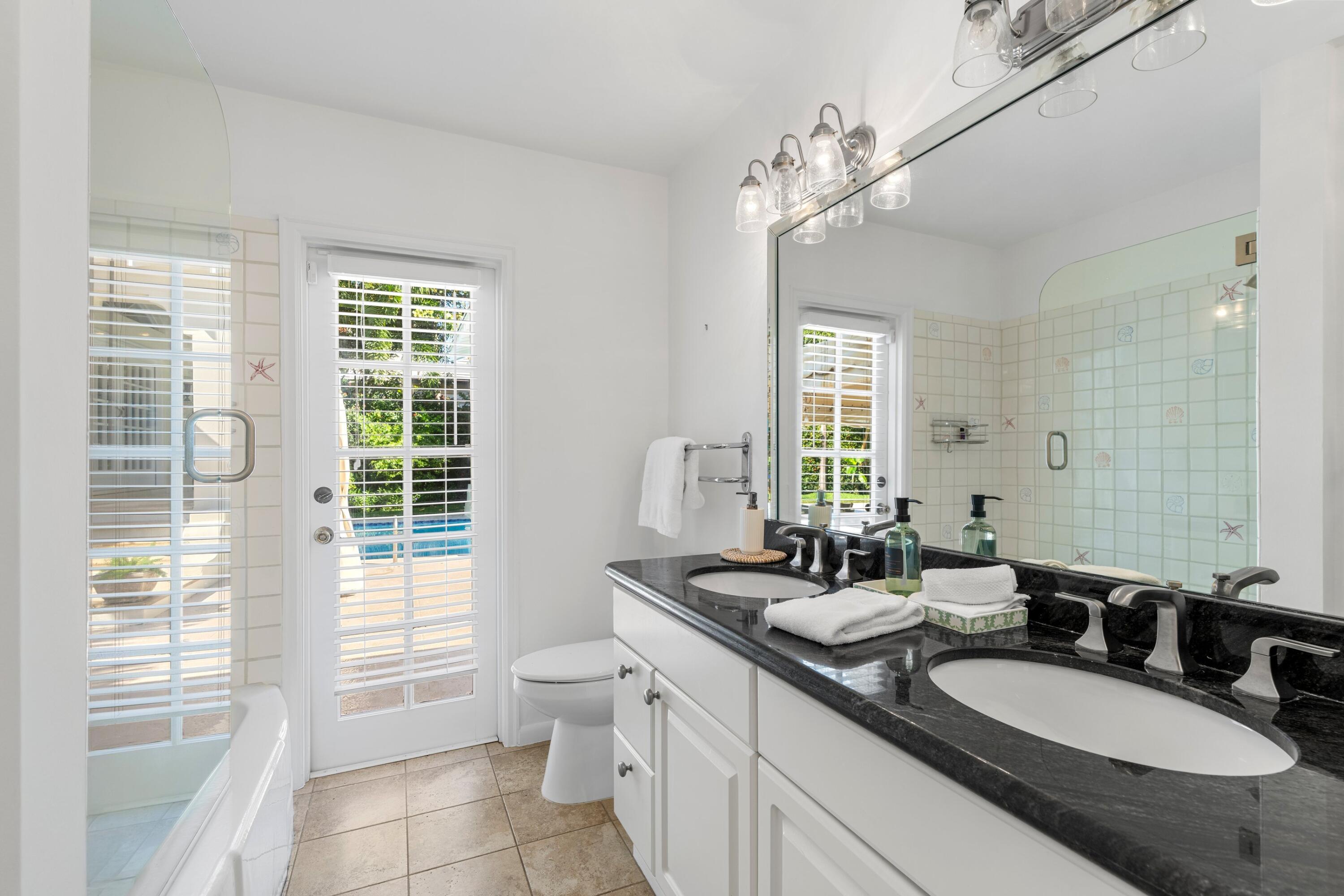 257 Fairview Palm Beach, FL 33480