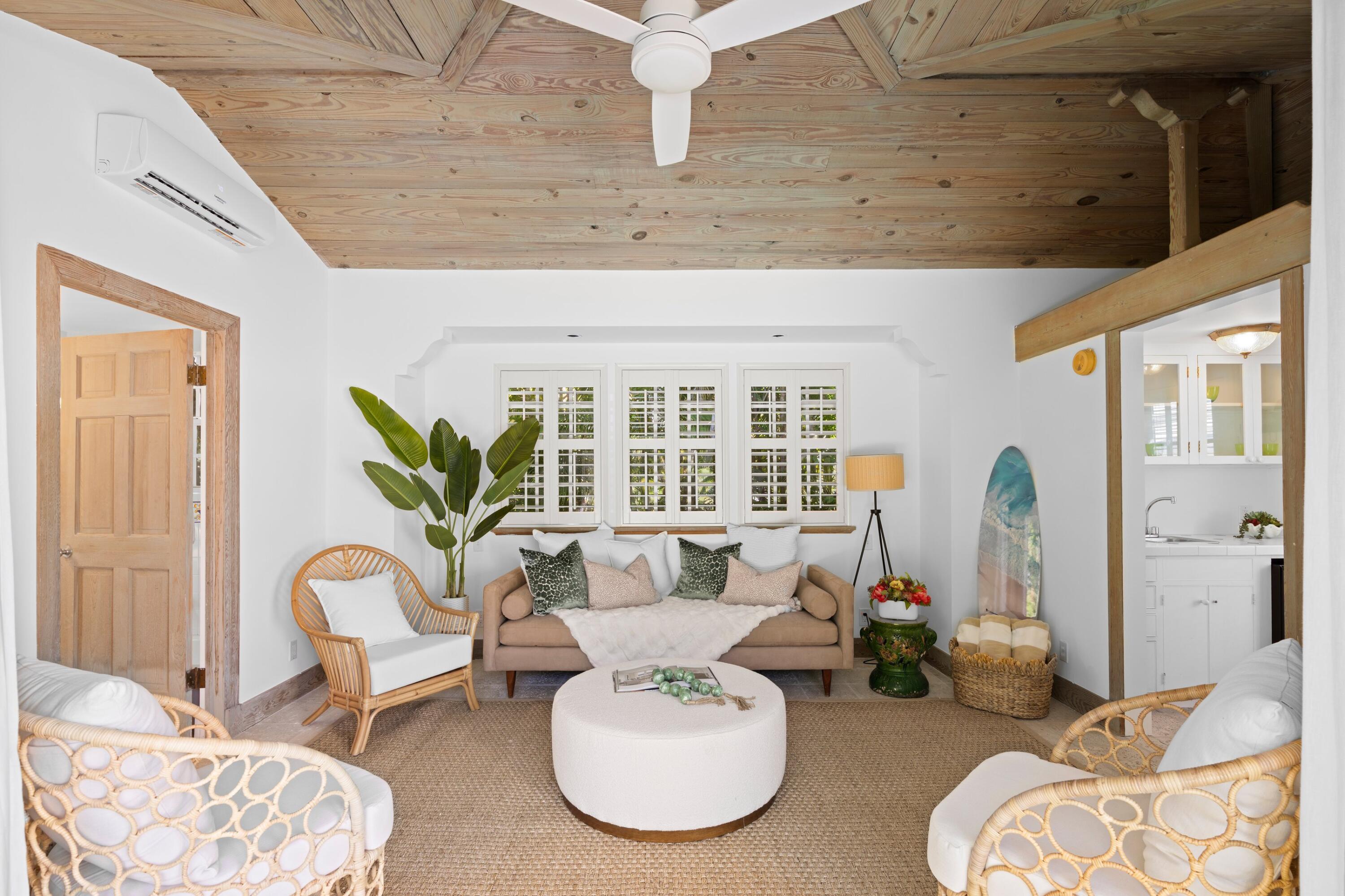 257 Fairview Palm Beach, FL 33480