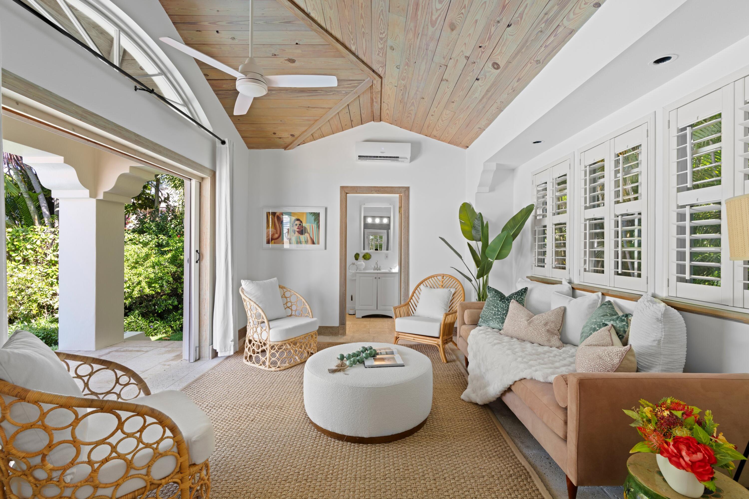 257 Fairview Palm Beach, FL 33480