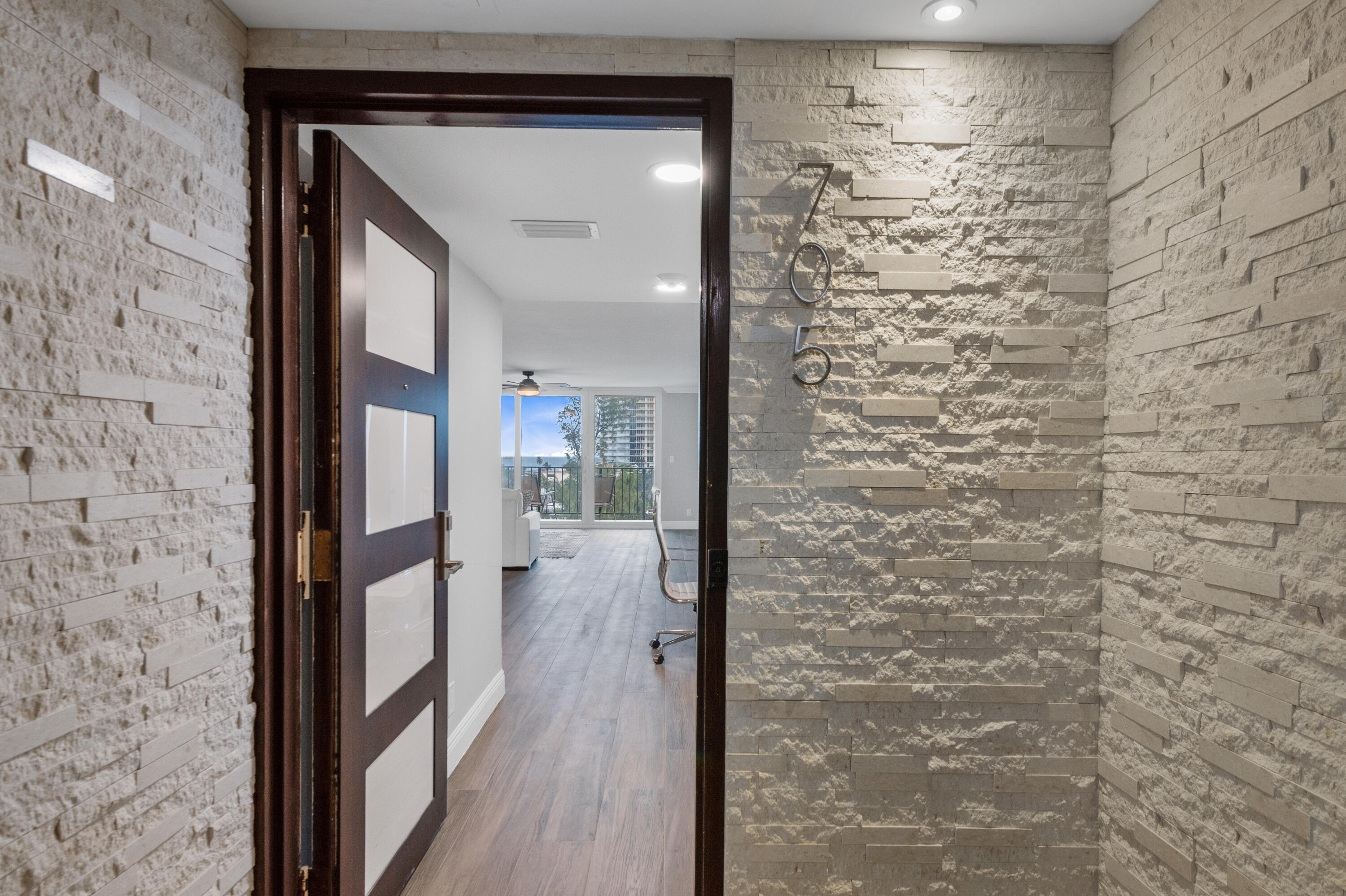 777 NE Bayshore #705 Fort Lauderdale, FL 33304