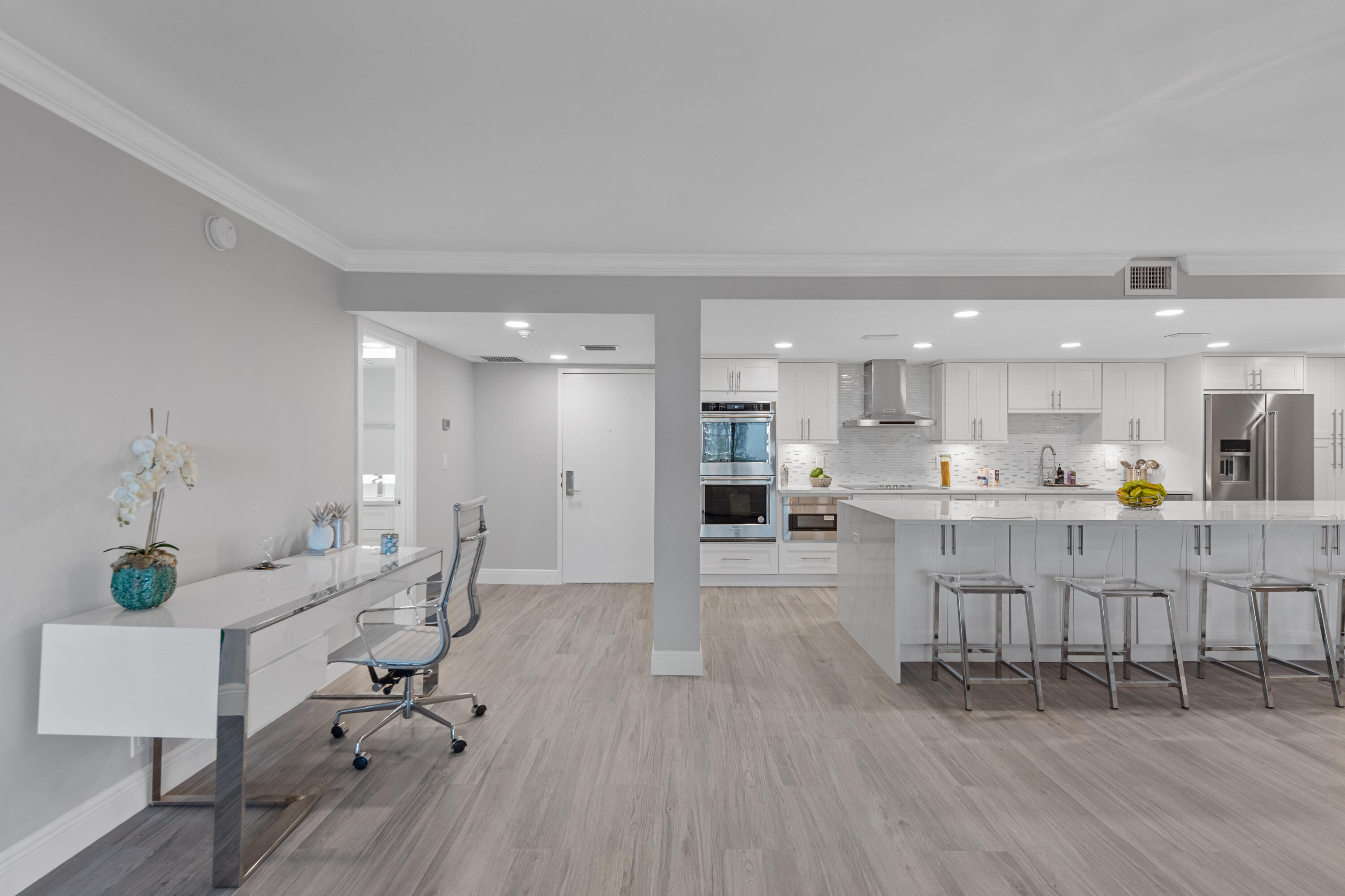 777 NE Bayshore #705 Fort Lauderdale, FL 33304