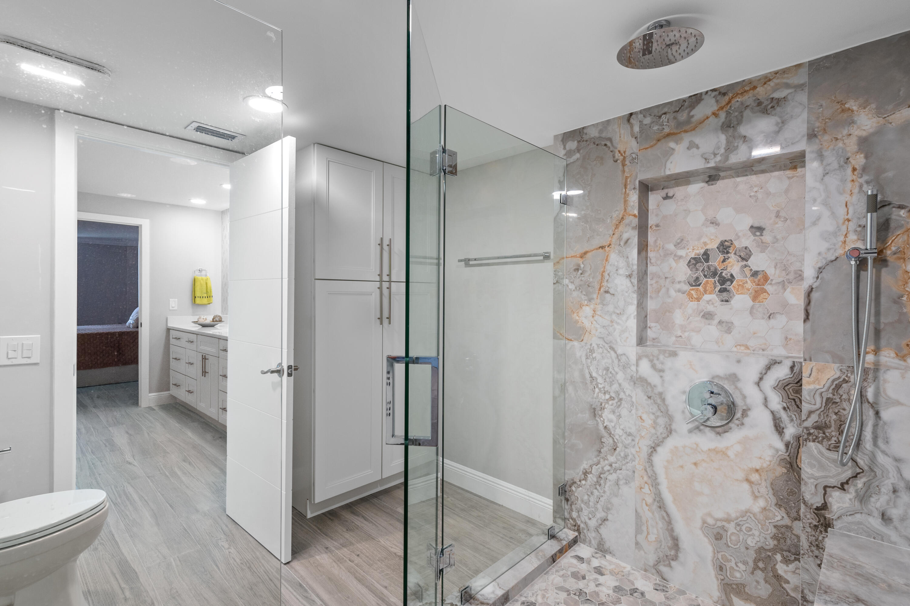 777 NE Bayshore #705 Fort Lauderdale, FL 33304