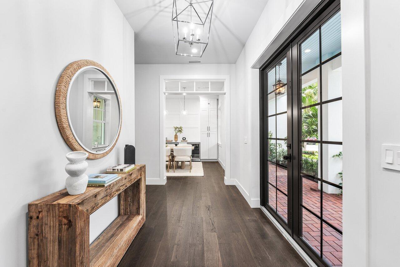 11823 Lake Shr North Palm Beach, FL 33408