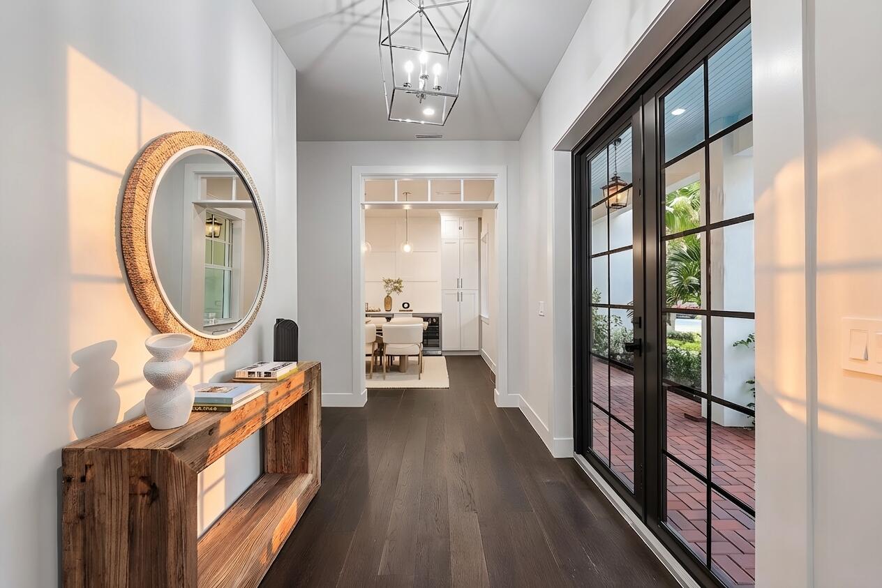 11823 Lake Shr North Palm Beach, FL 33408