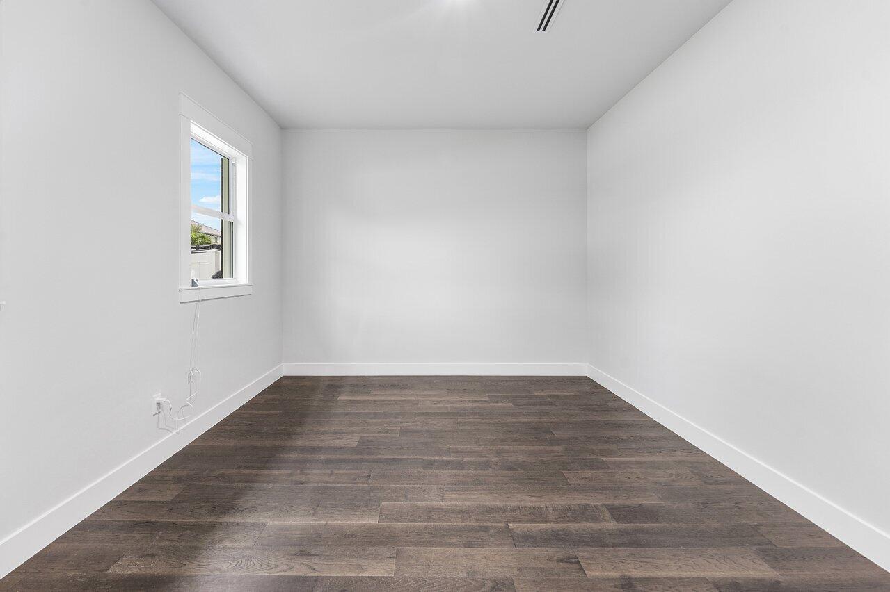 11823 Lake Shr North Palm Beach, FL 33408