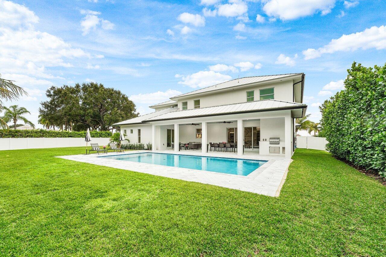 11823 Lake Shr North Palm Beach, FL 33408