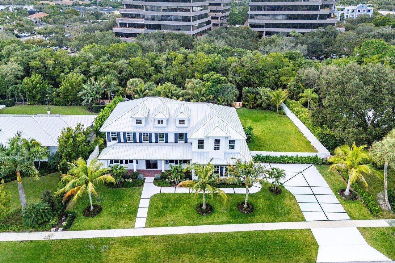 11823 Lake Shr North Palm Beach, FL 33408