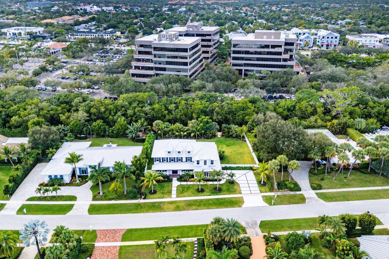 11823 Lake Shr North Palm Beach, FL 33408