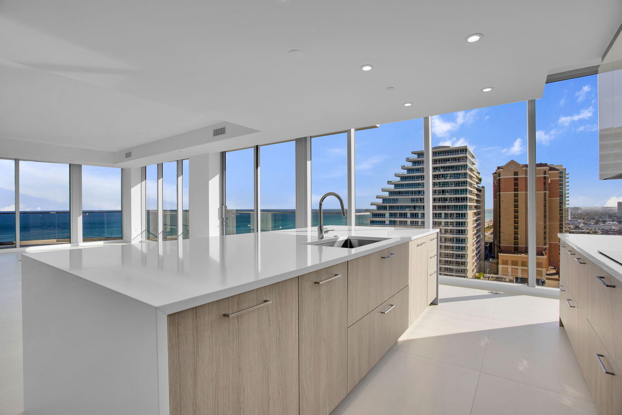 153 N Seabreeze Blvd #1602 Fort Lauderdale, FL 33304